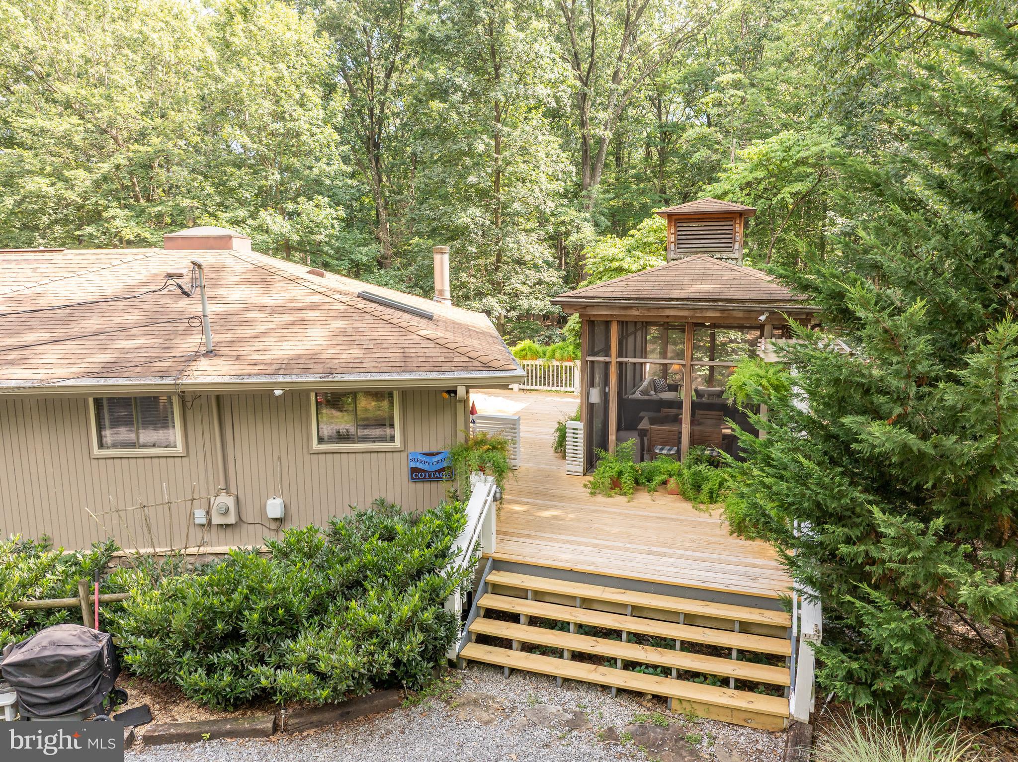 THE WOODS - Residential