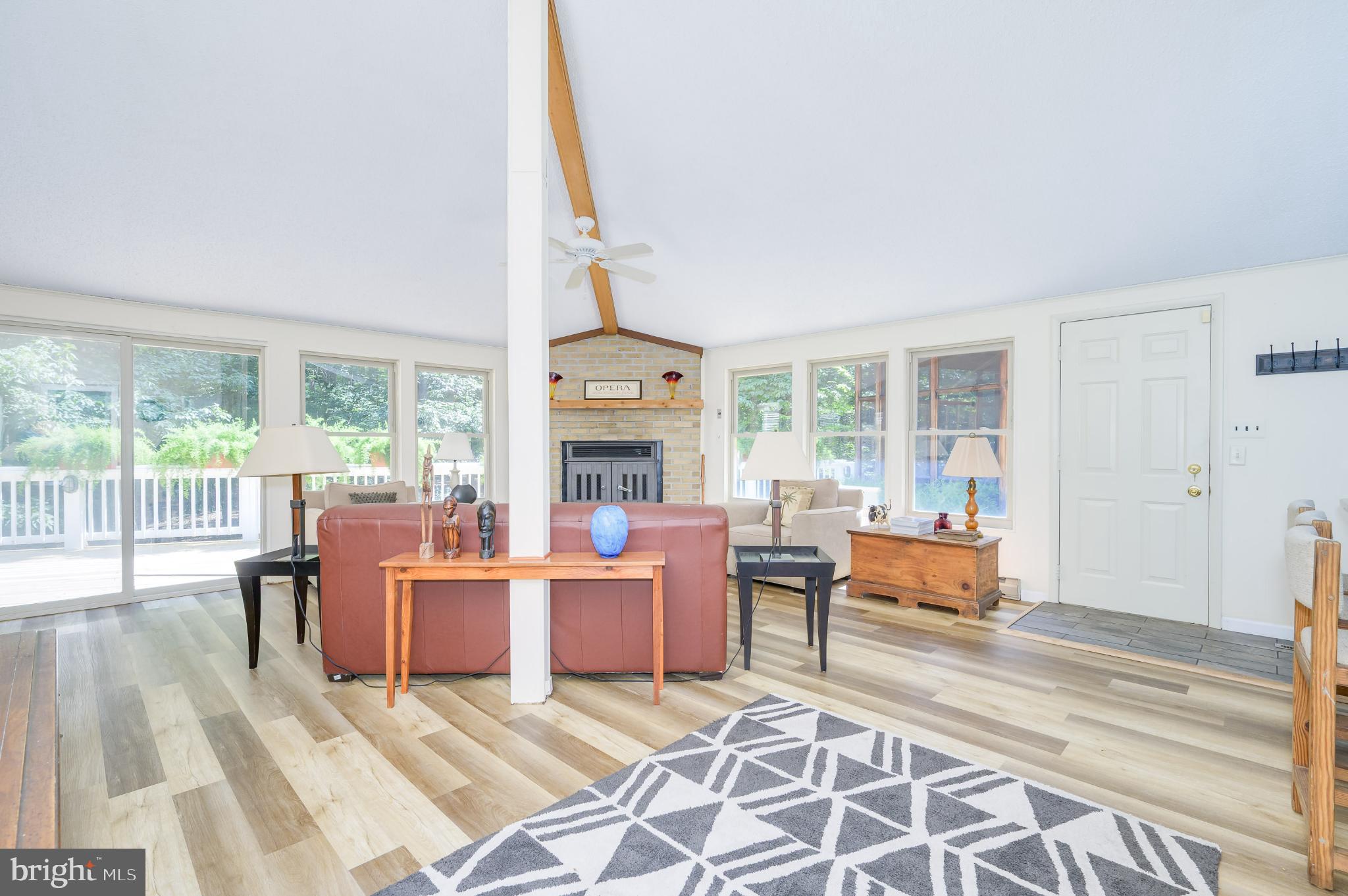 THE WOODS - Residential