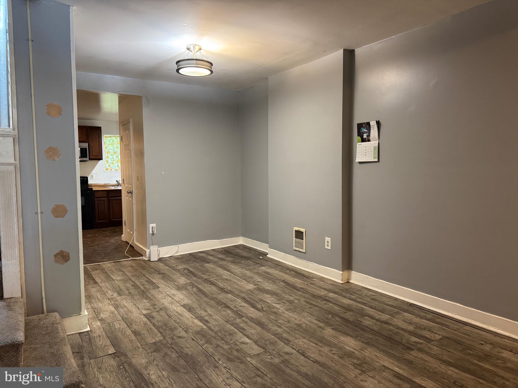 COLD SPRING NEWTOWN - Residential