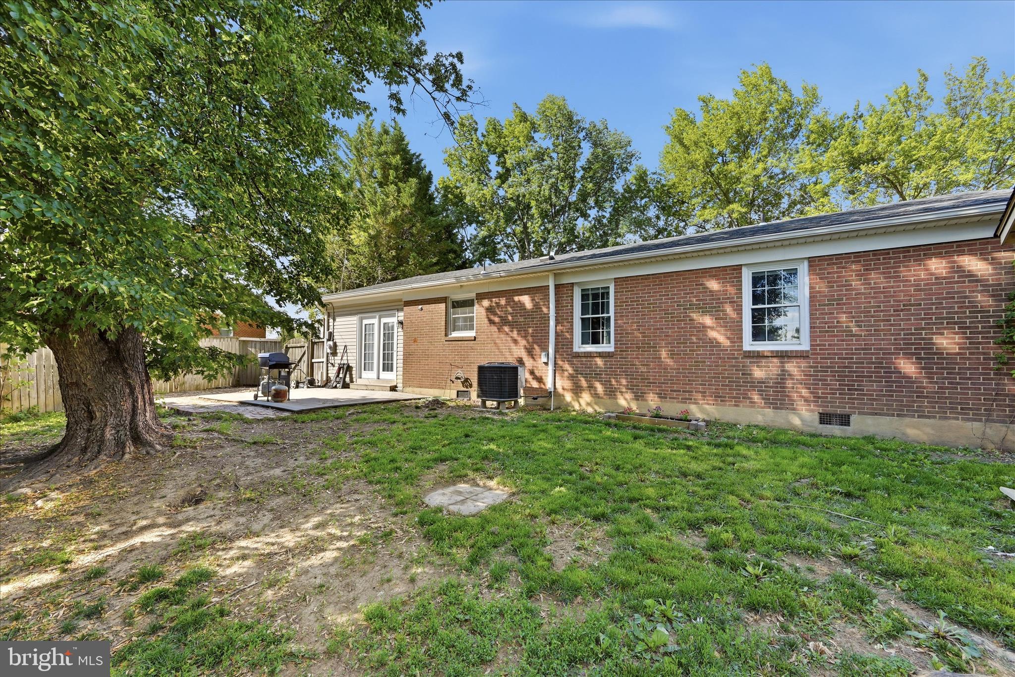 THE MEADOWS - Residential
