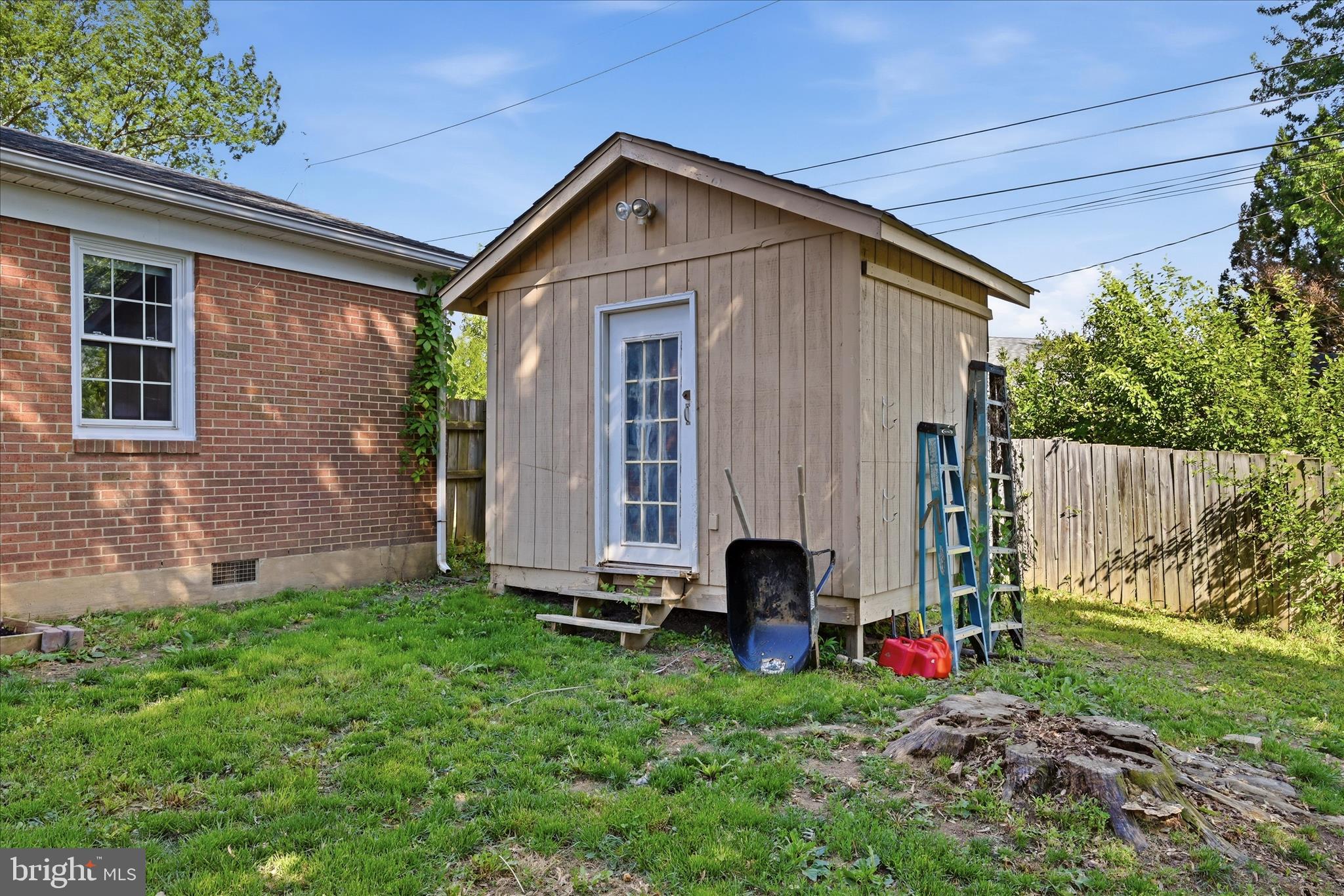 THE MEADOWS - Residential