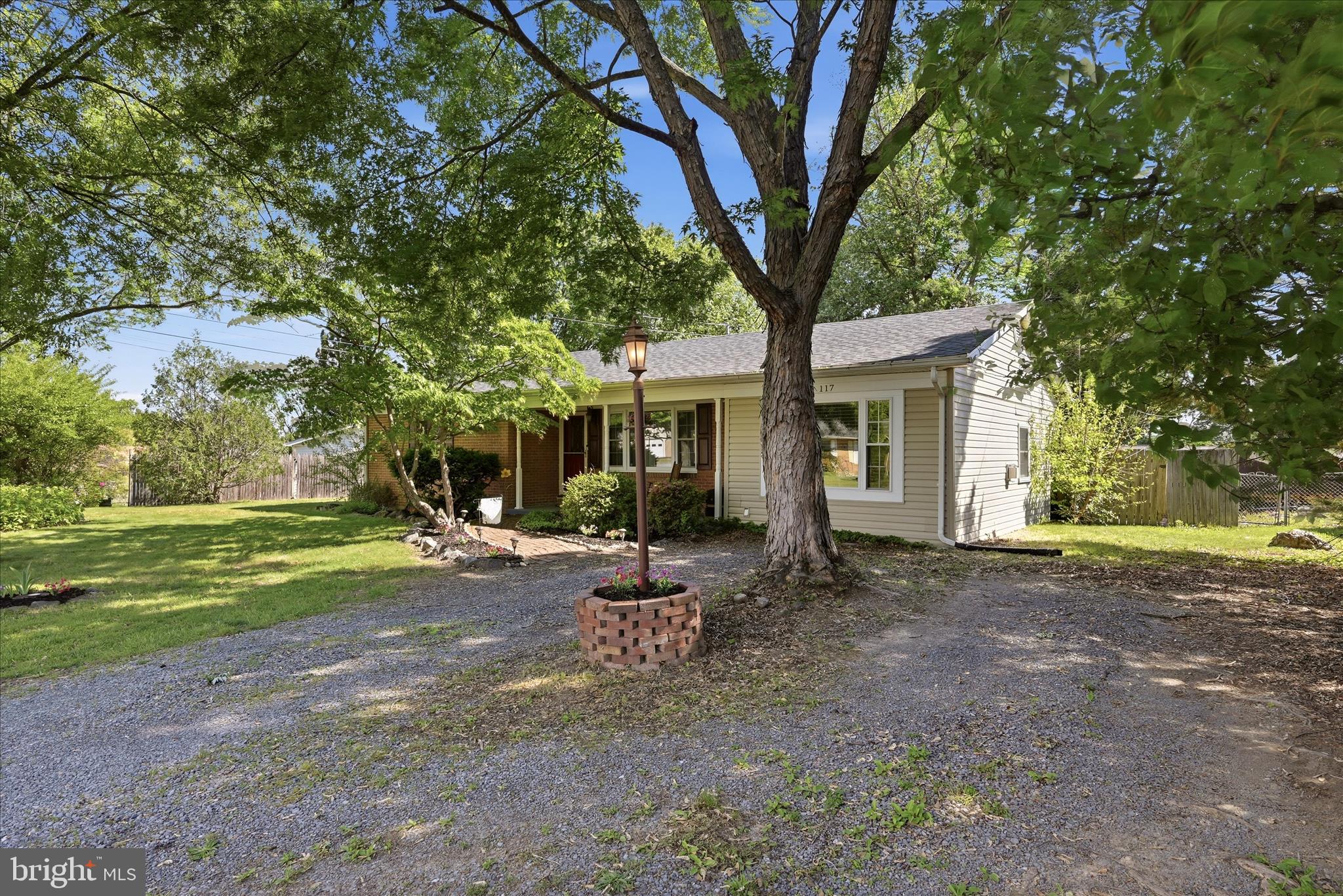 THE MEADOWS - Residential