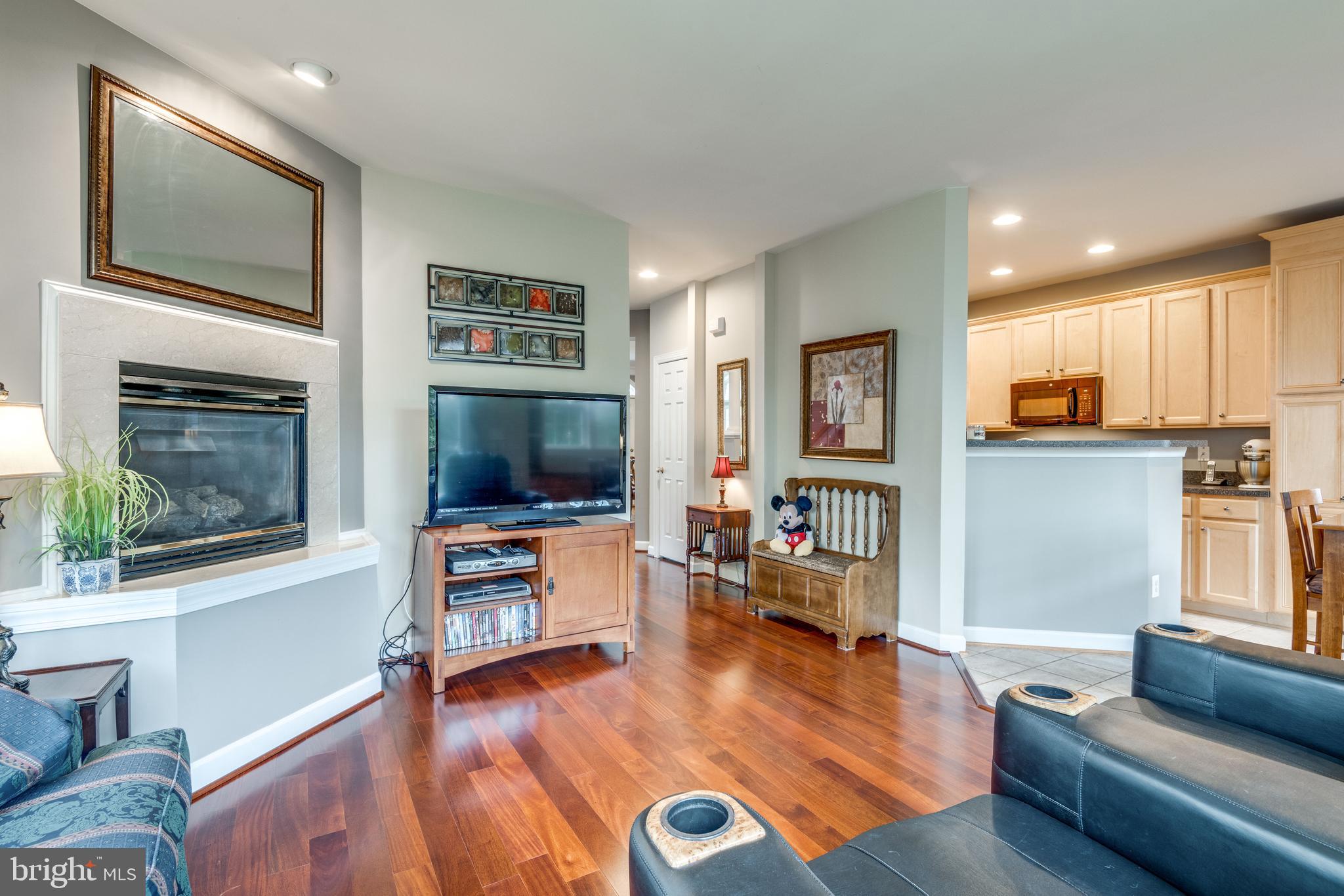 EDWARDS LANDING - Residential