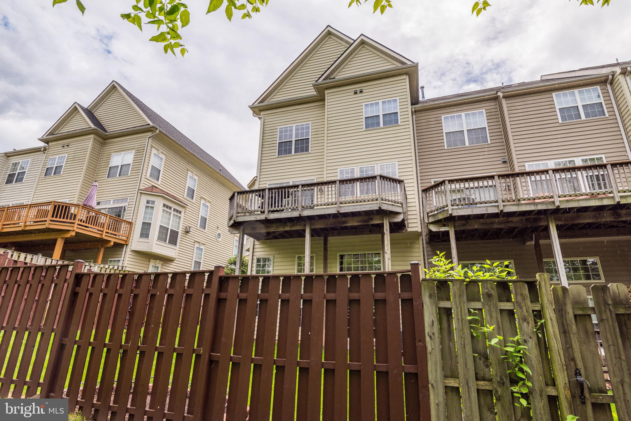 EDWARDS LANDING - Residential