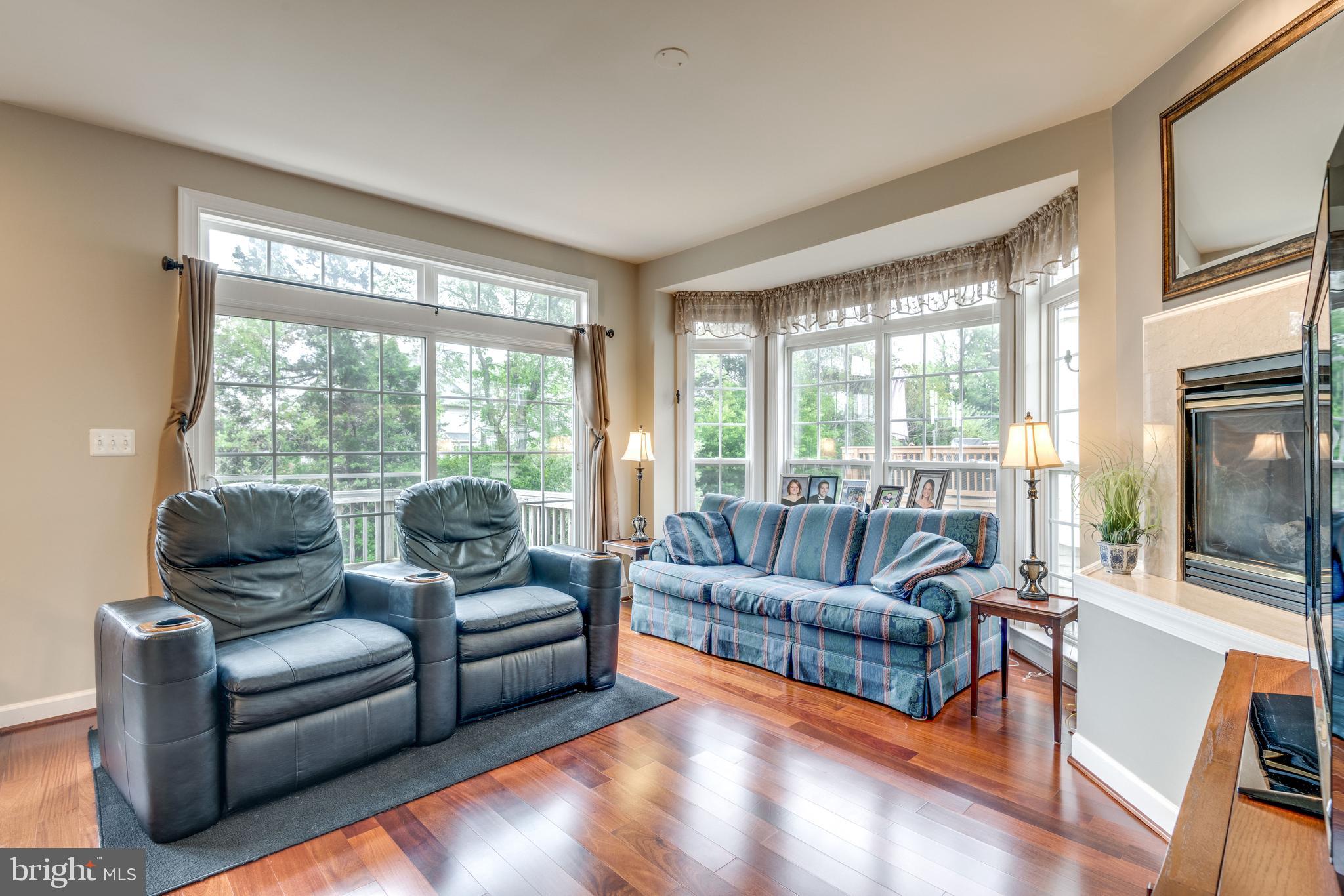 EDWARDS LANDING - Residential