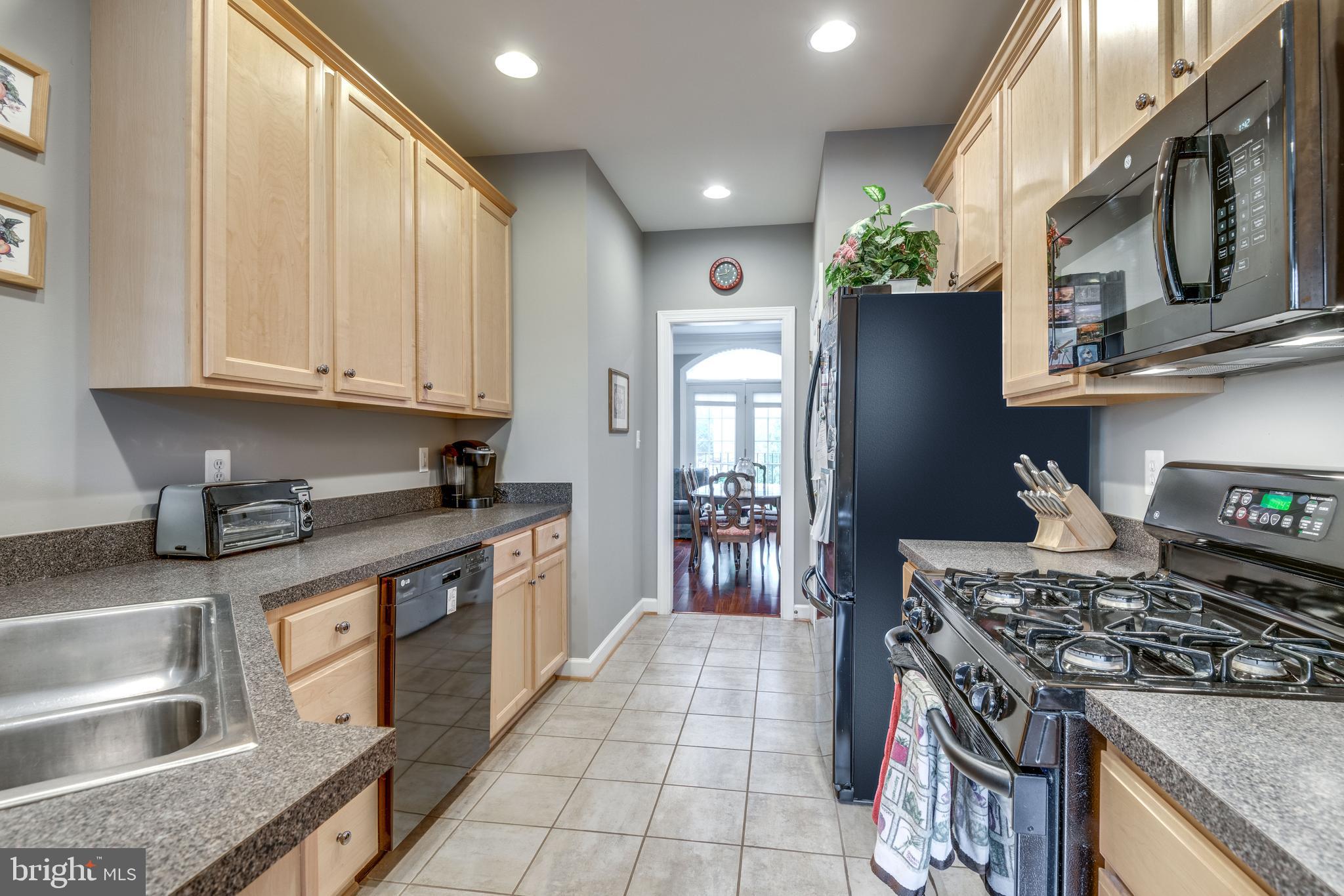 EDWARDS LANDING - Residential