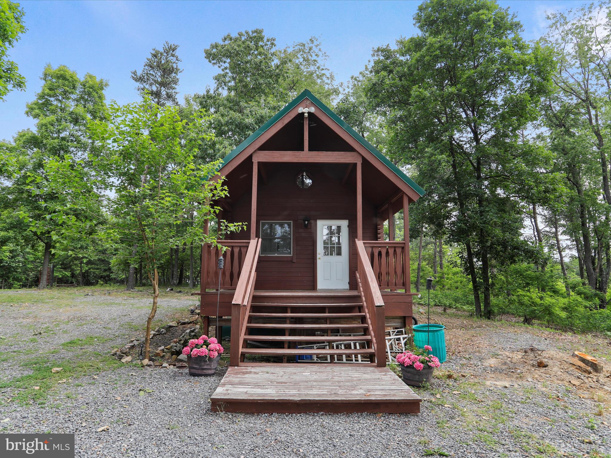 BLUFFS ON THE POTOMAC - Residential