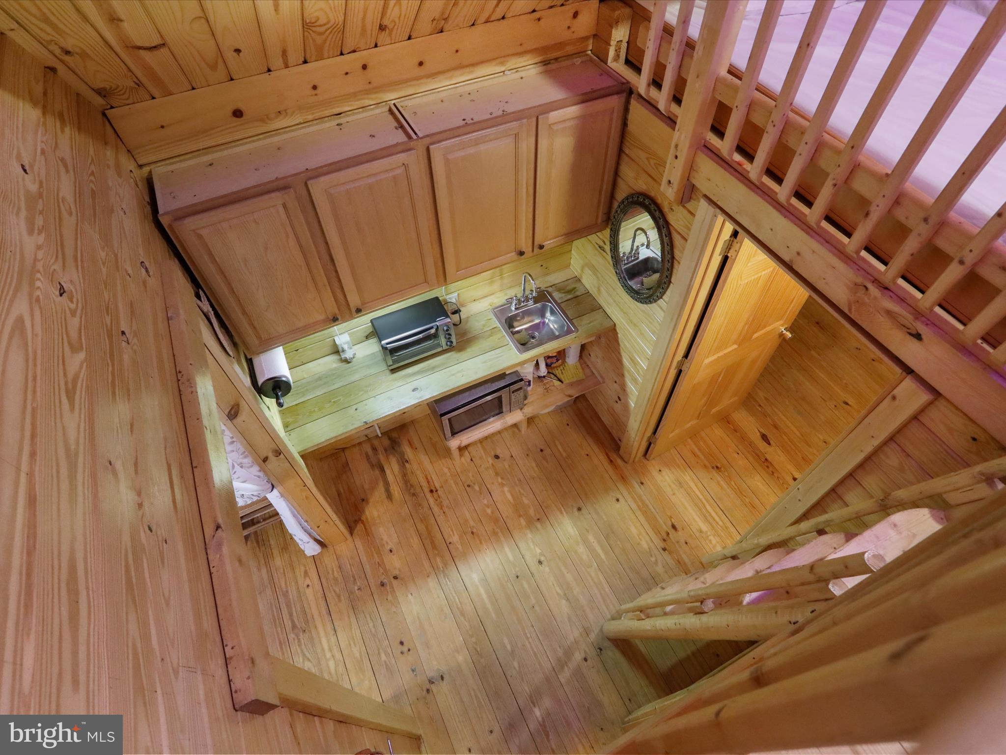 BLUFFS ON THE POTOMAC - Residential