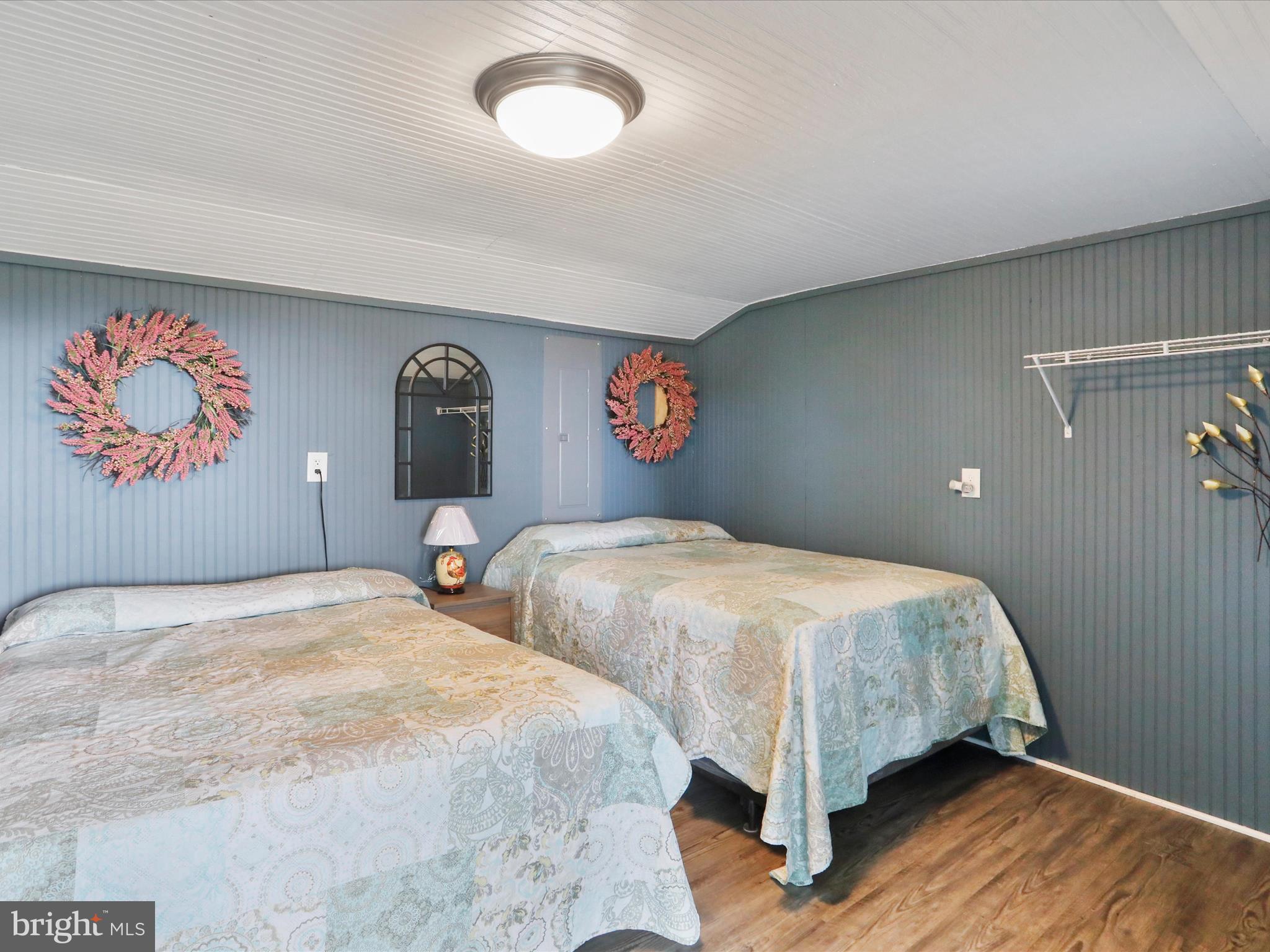 BLUFFS ON THE POTOMAC - Residential