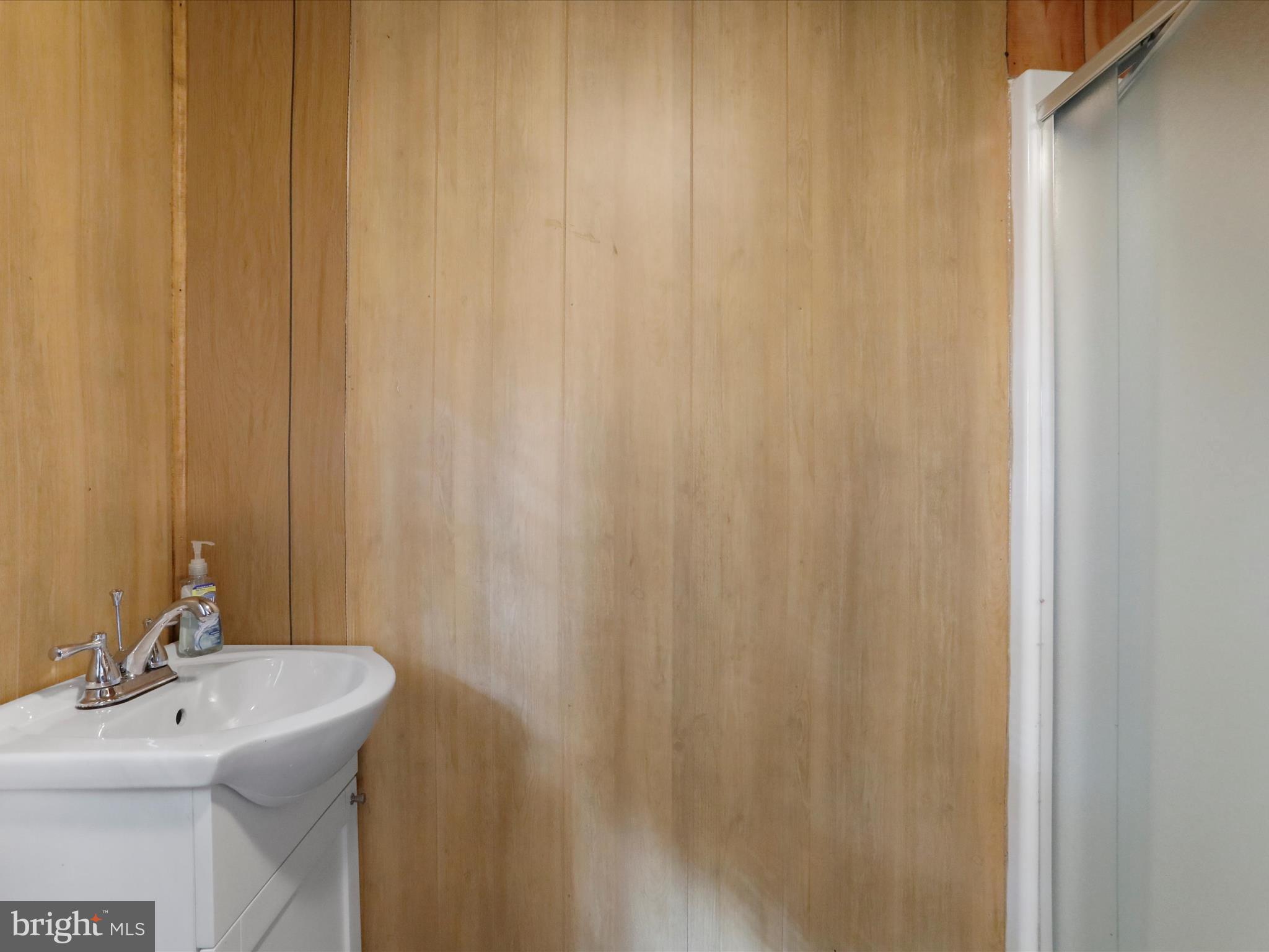 BLUFFS ON THE POTOMAC - Residential