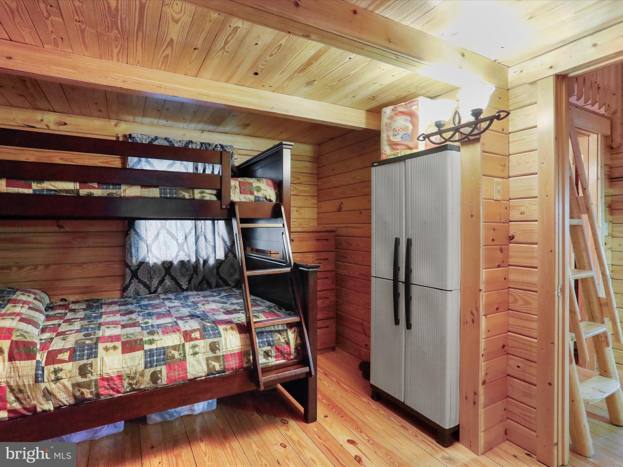 BLUFFS ON THE POTOMAC - Residential