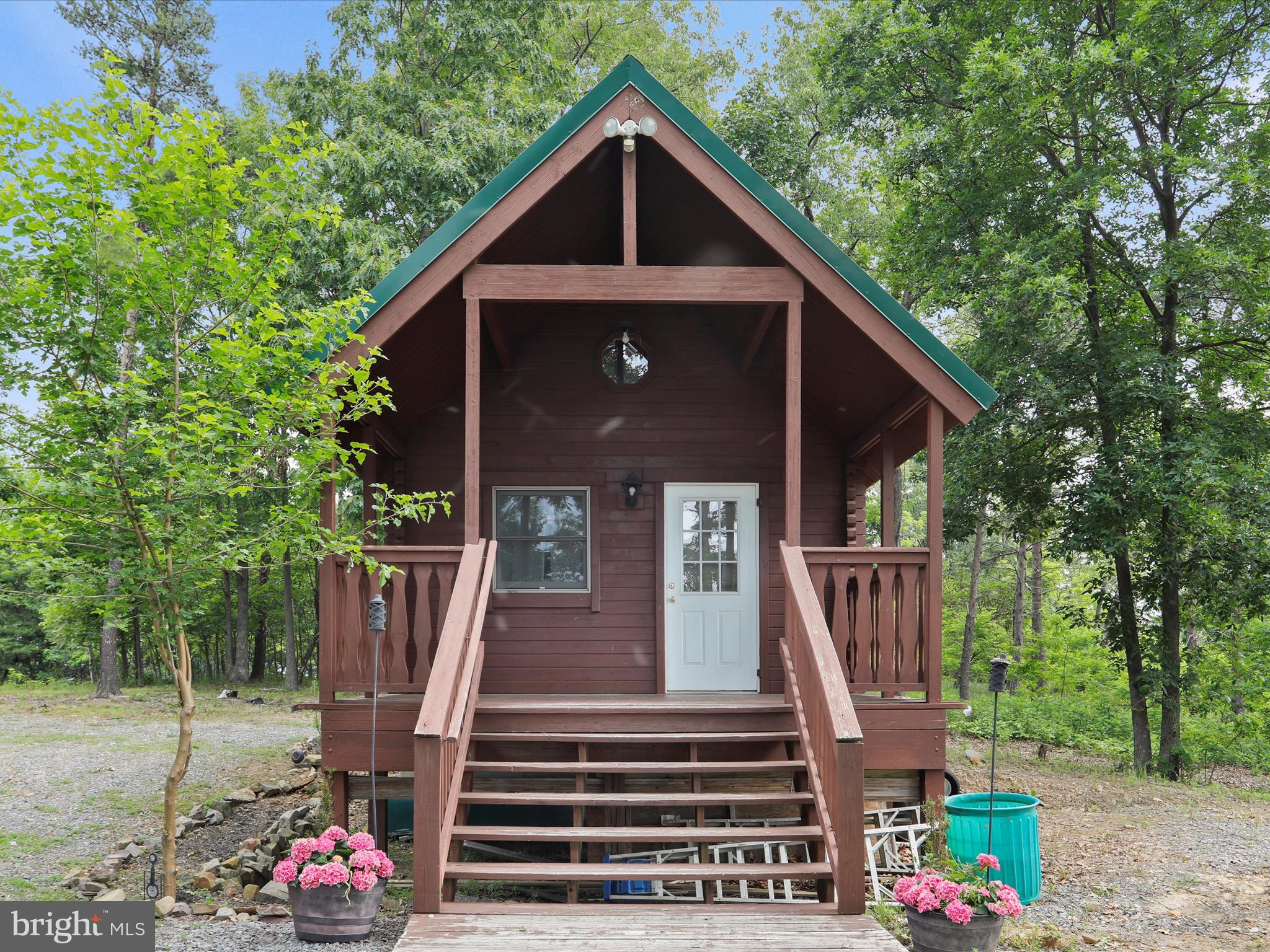 BLUFFS ON THE POTOMAC - Residential