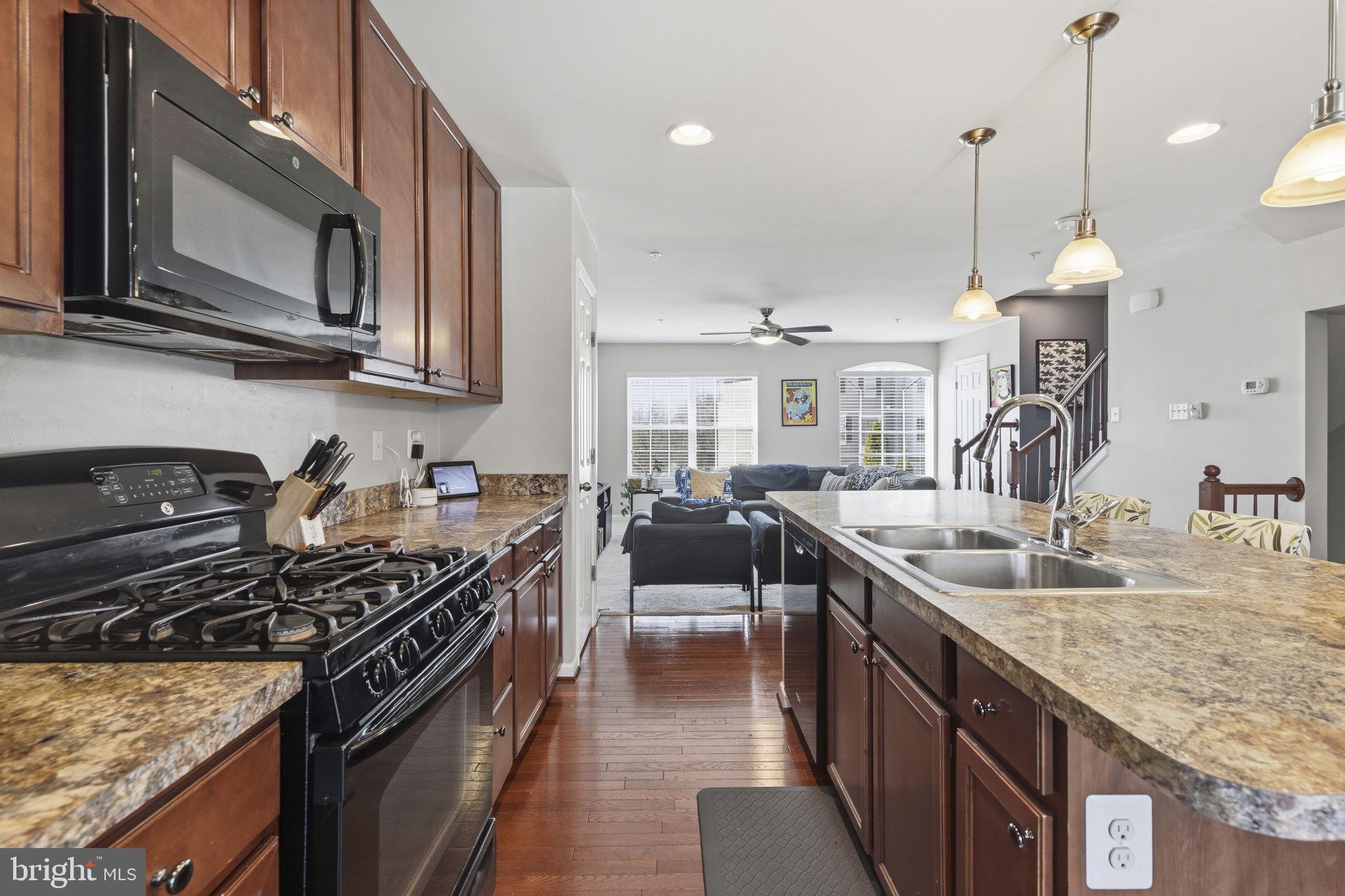 STANSBURY SHORES - Residential