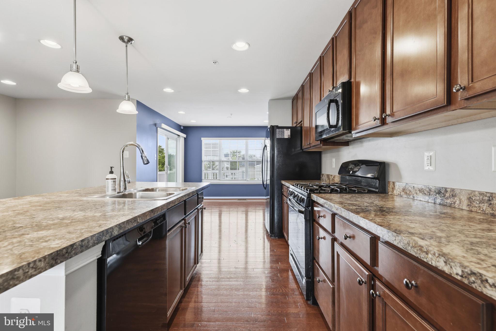 STANSBURY SHORES - Residential