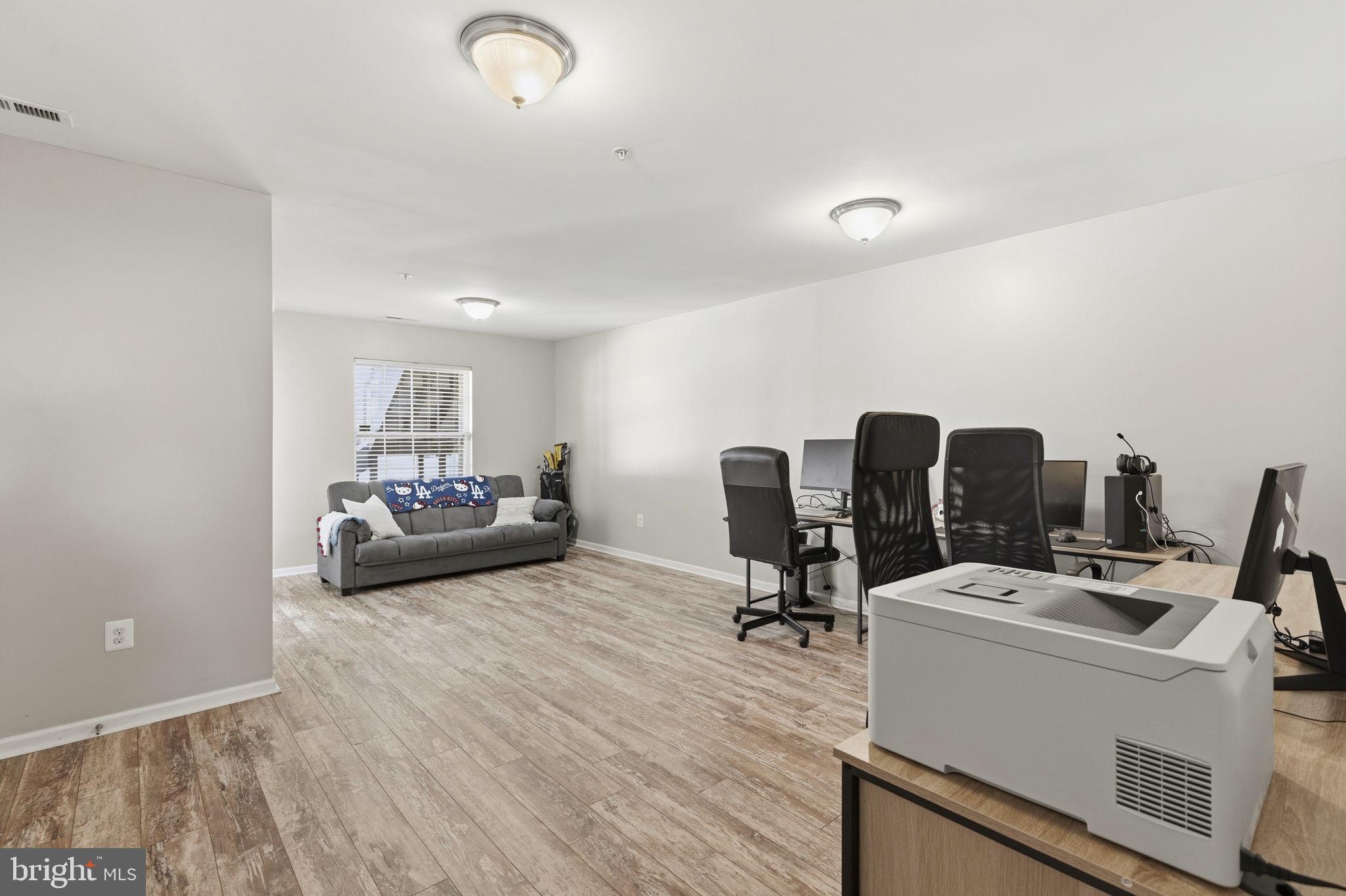 STANSBURY SHORES - Residential