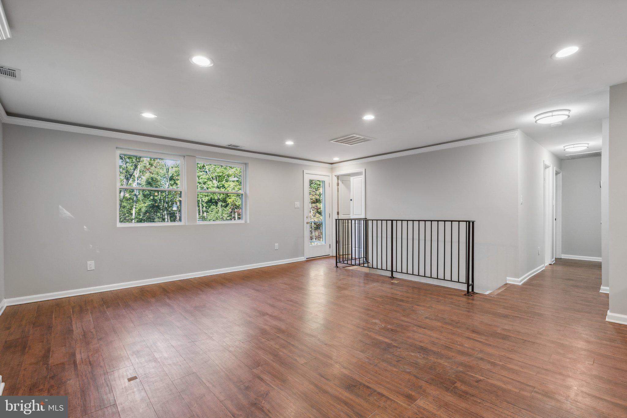 SHANNONDALE - Residential