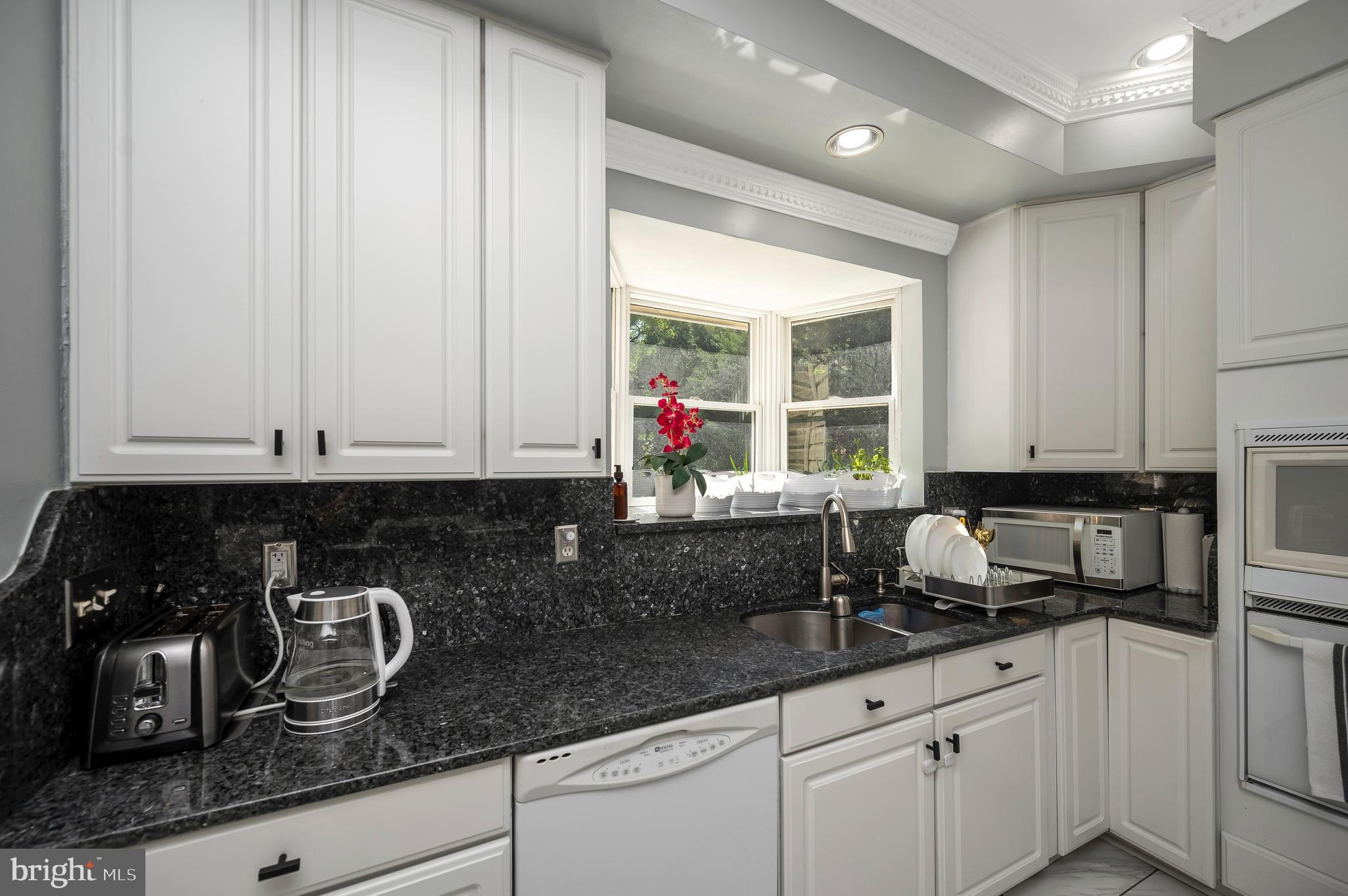 16005 KINGS MOUNTAIN ROAD