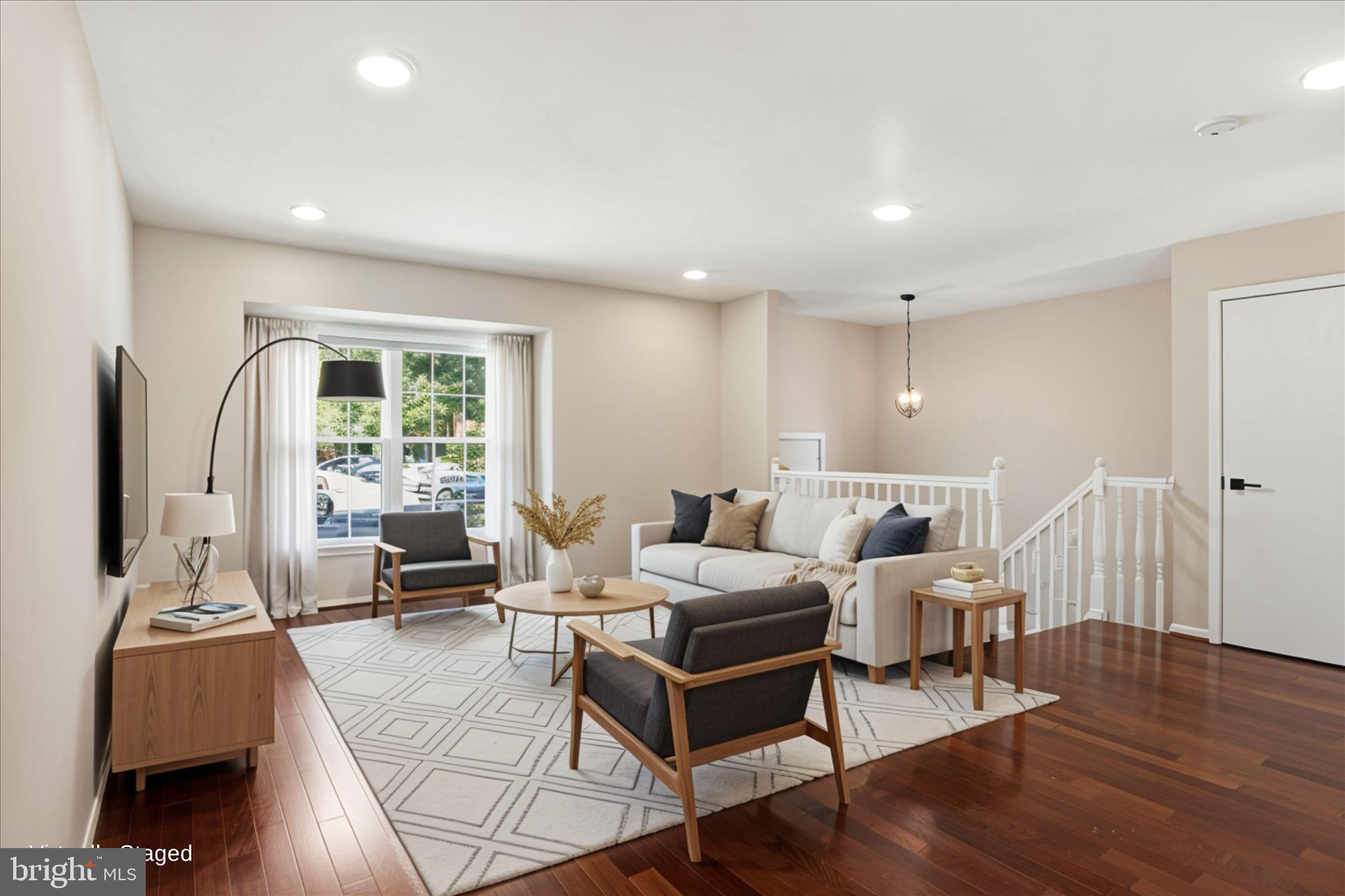 203 AUTUMN FLOWER LANE