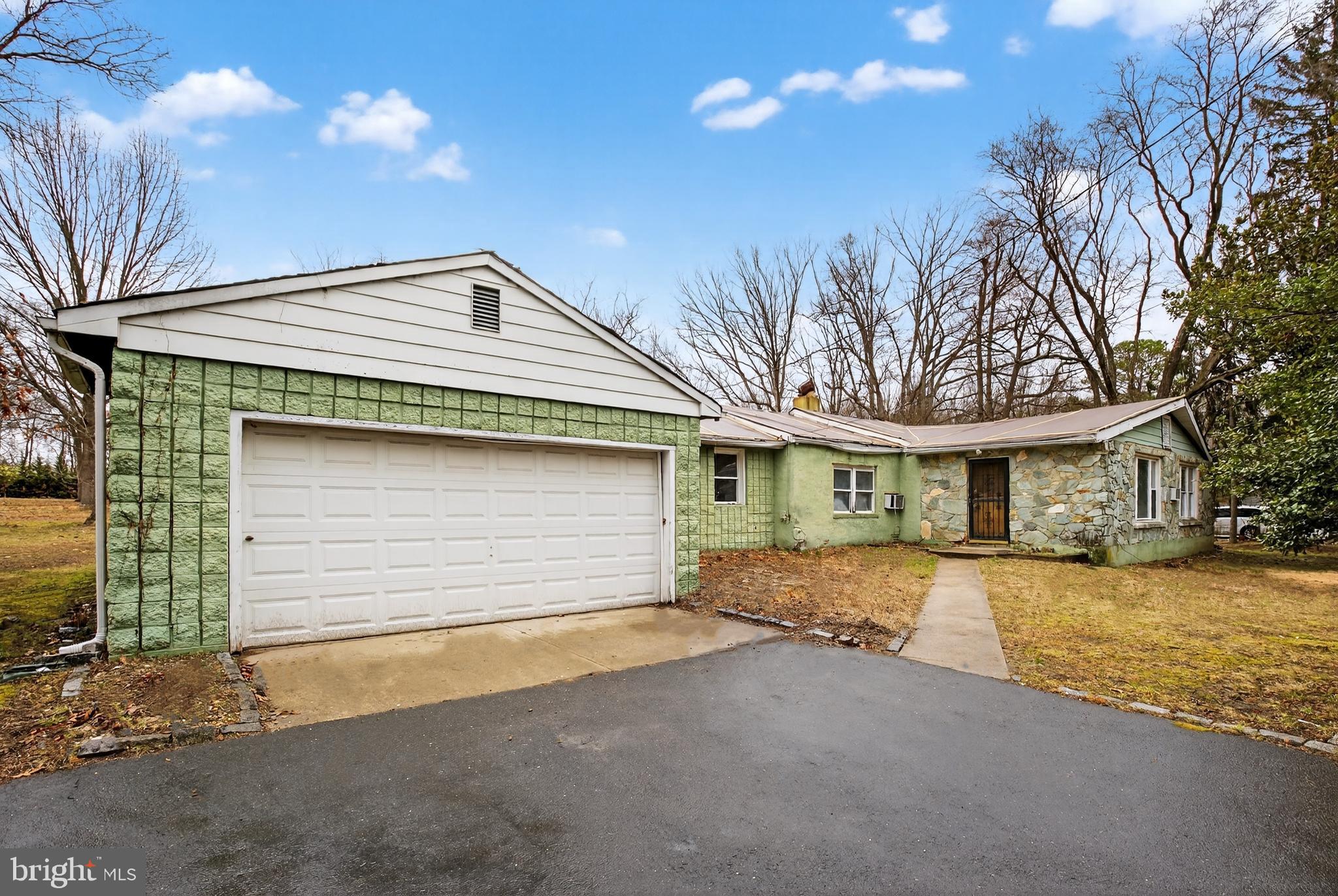 2730 GARWOOD ROAD