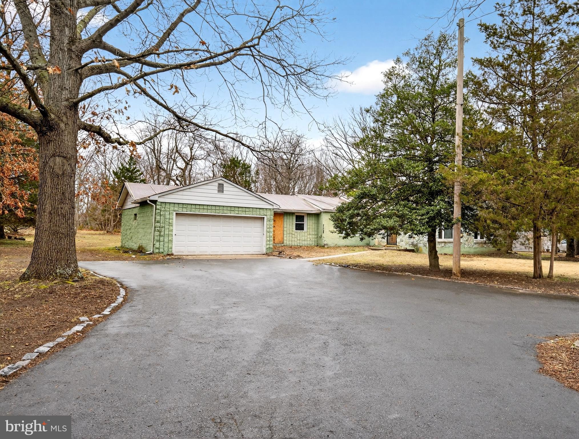 2730 GARWOOD ROAD