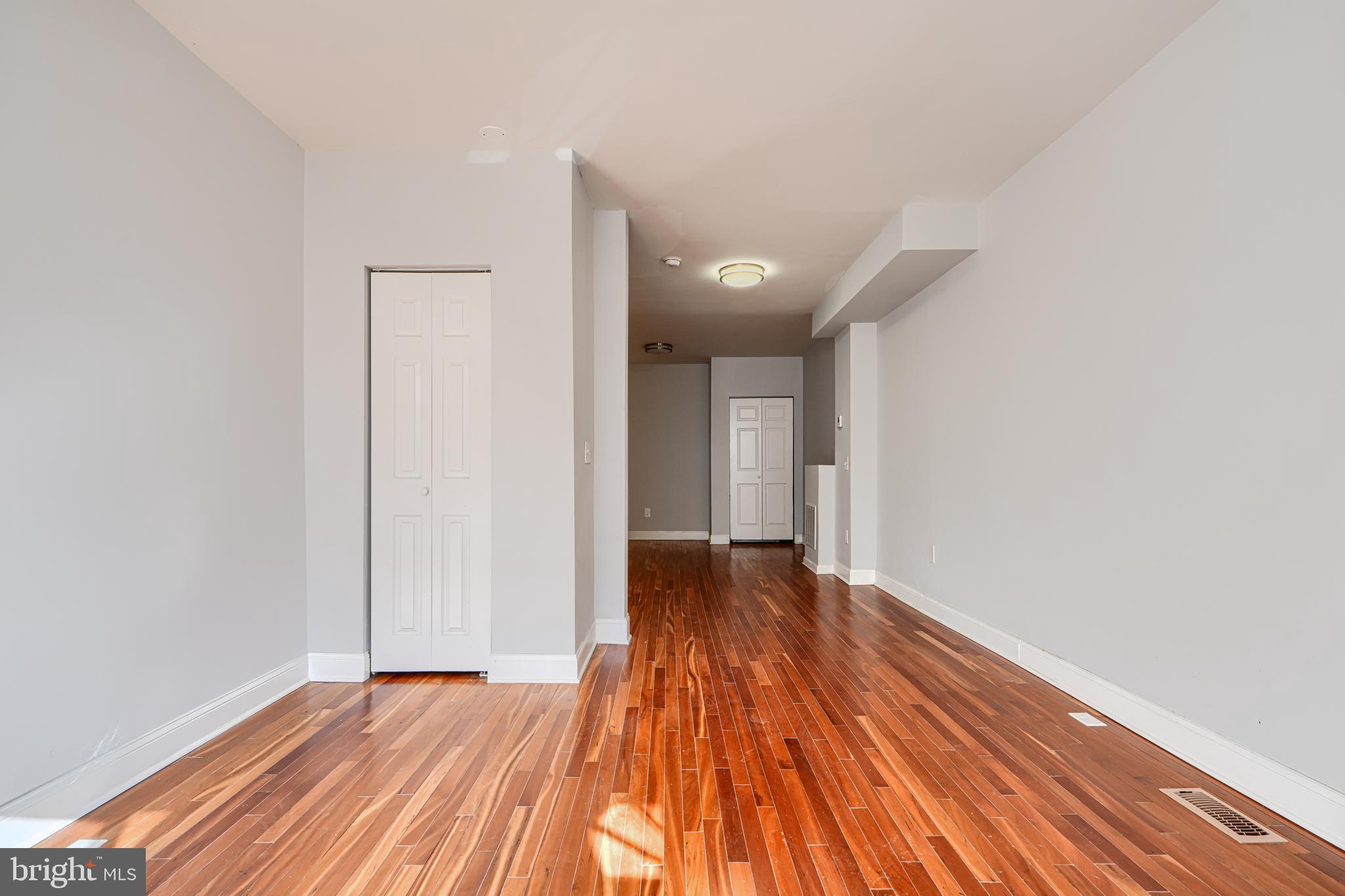 RESERVOIR HILL - Residential