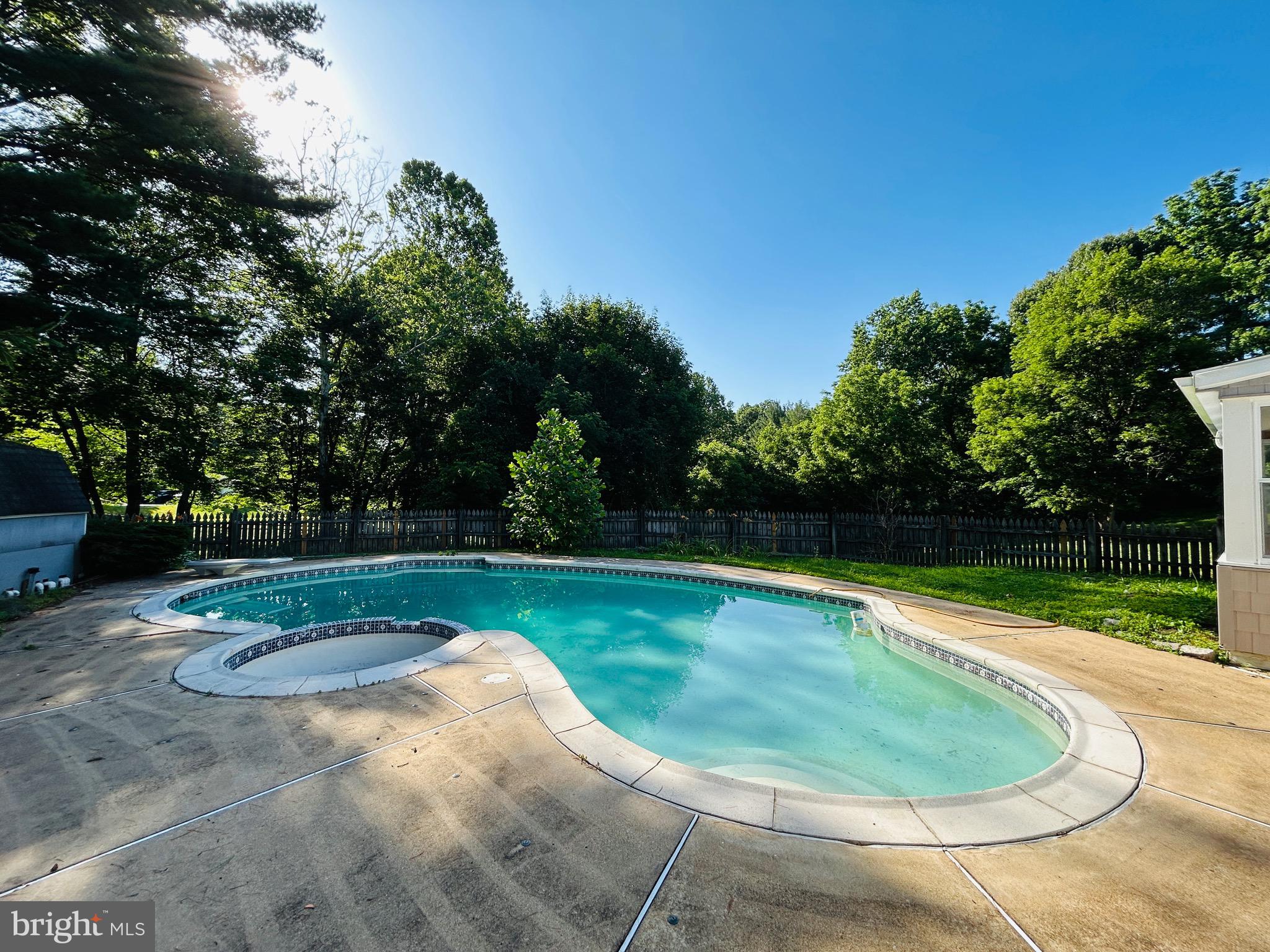 108 GRANDVIEW ROAD