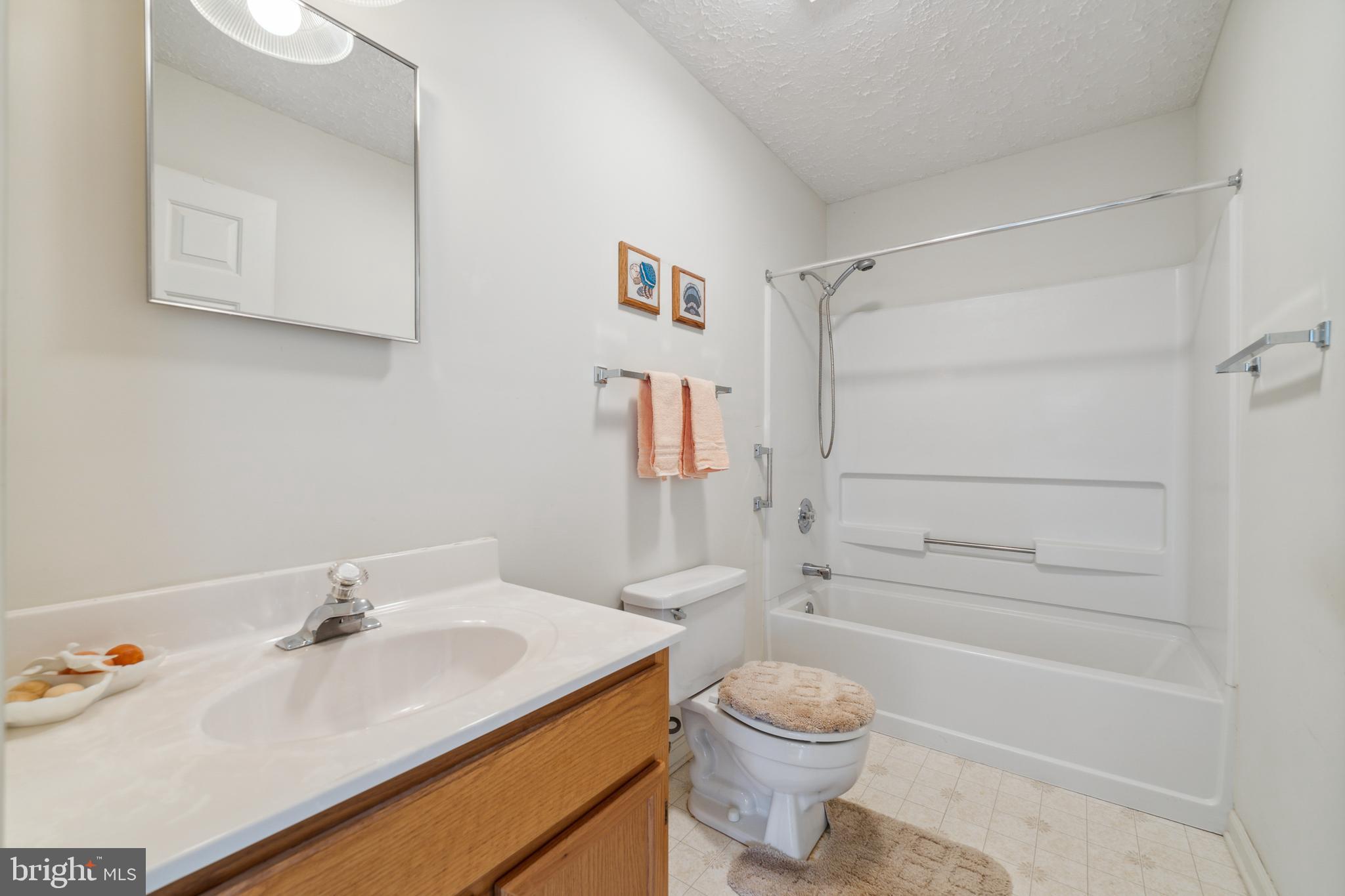 LAKE ATHLONE ESTATES - Residential