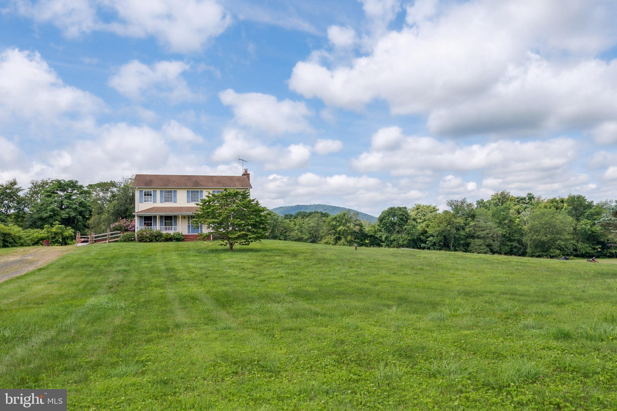 LAKE ATHLONE ESTATES - Residential