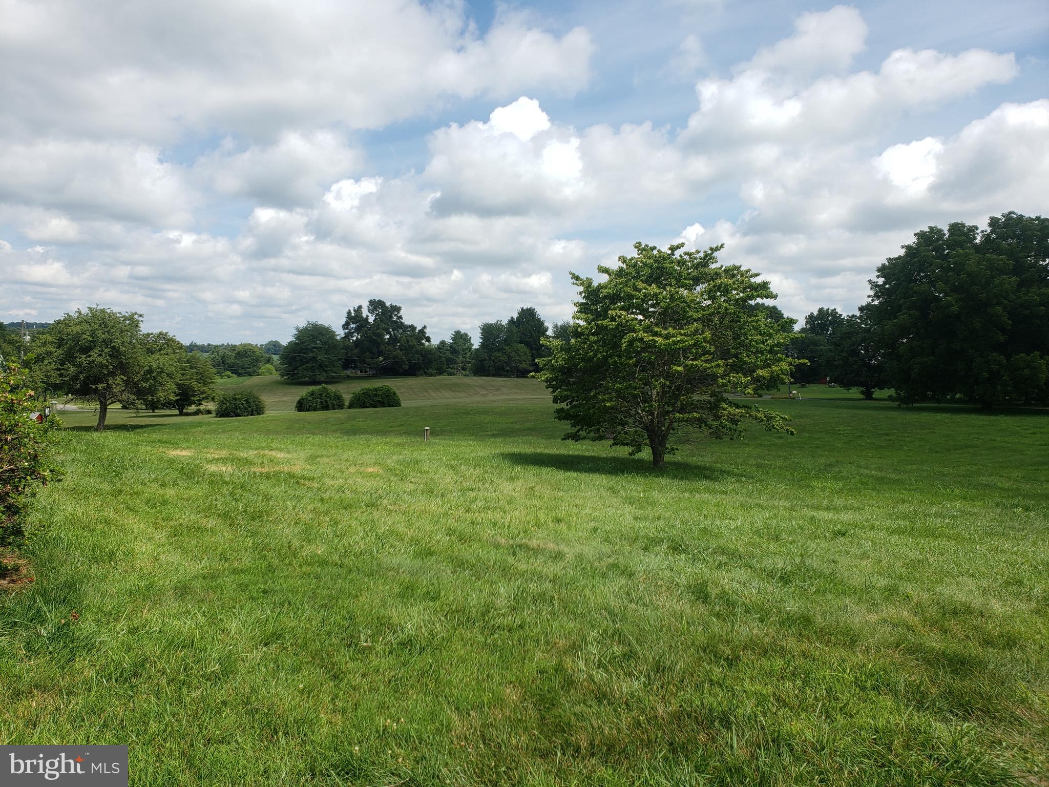 LAKE ATHLONE ESTATES - Residential