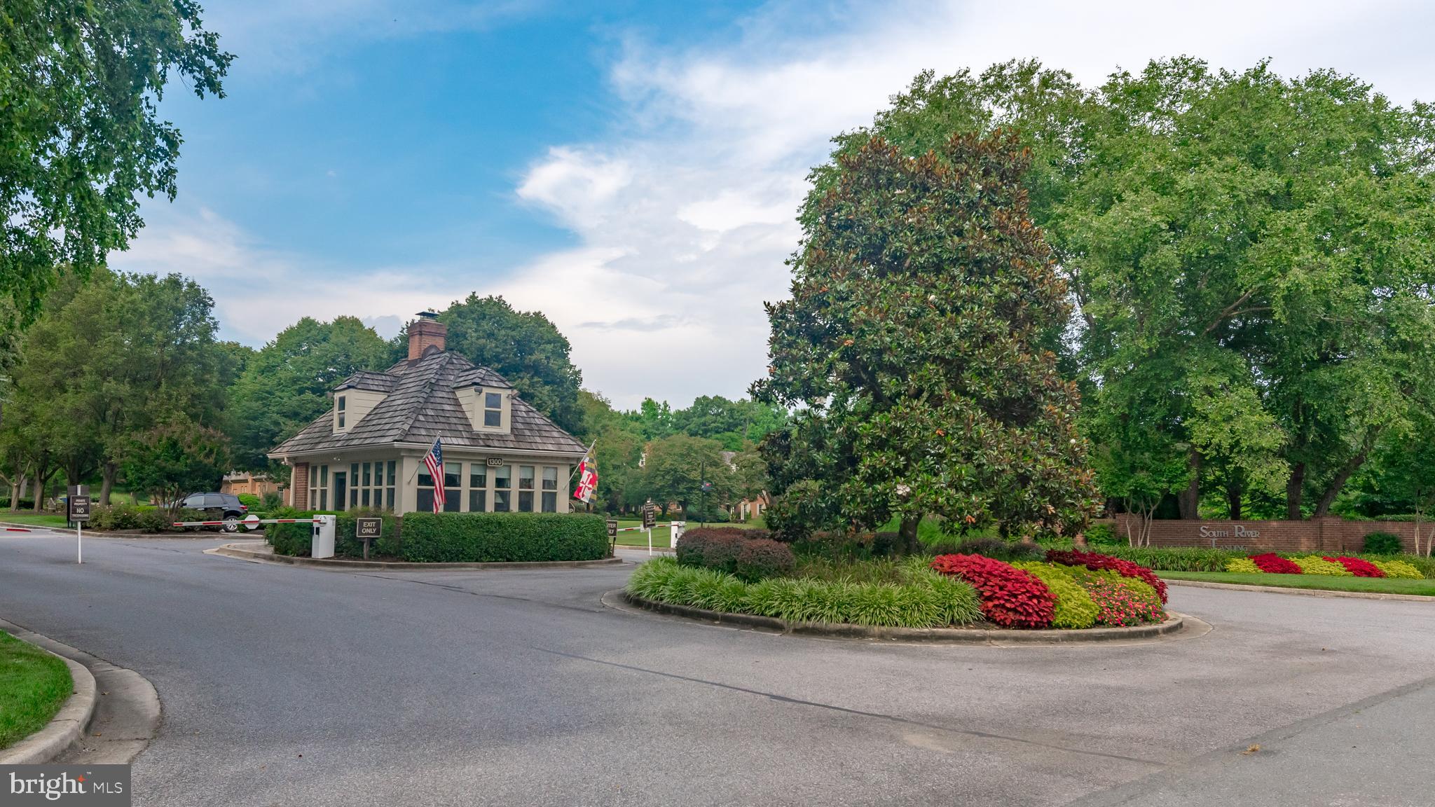 SOUTH RIVER LANDING - Residential