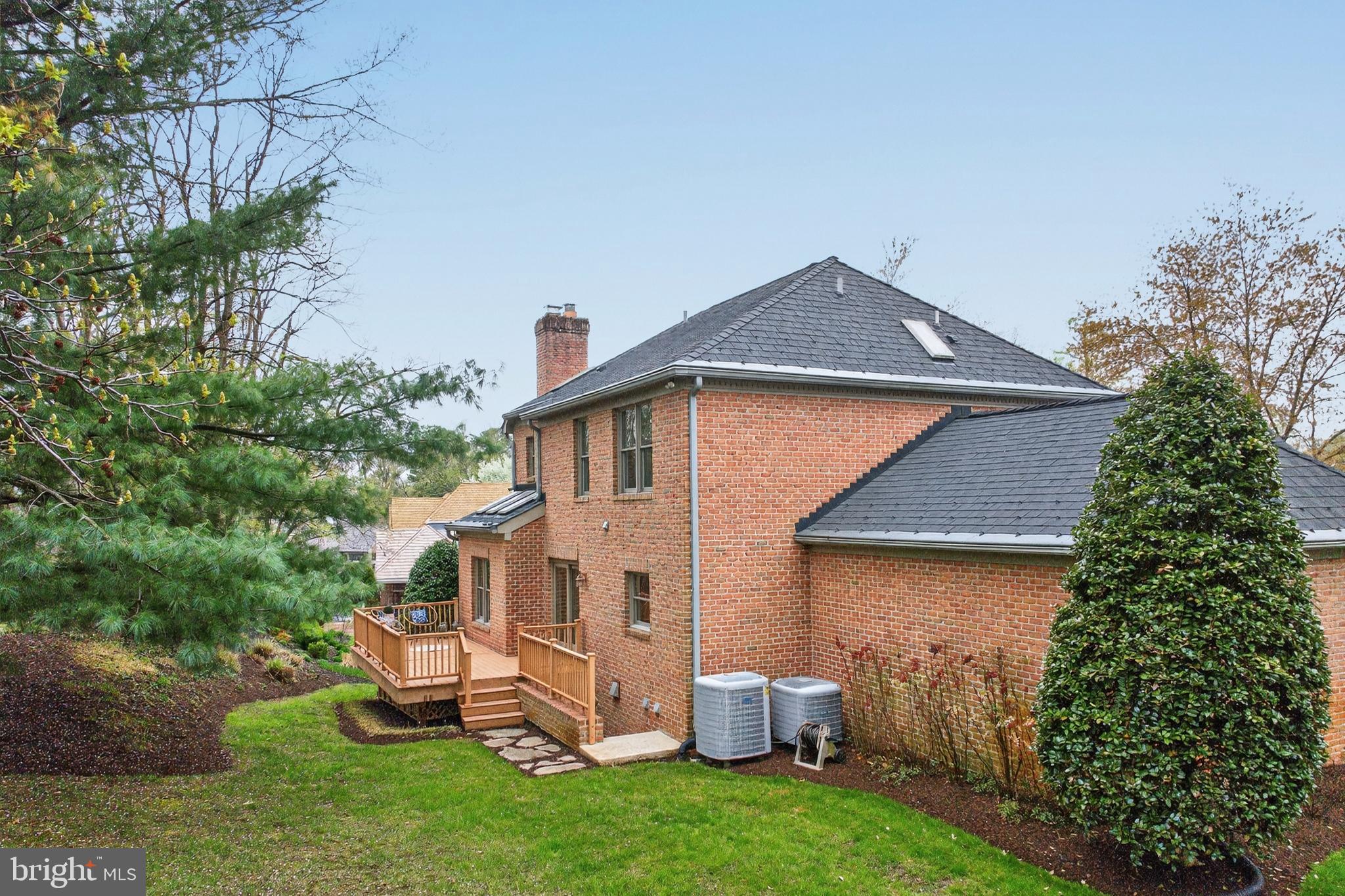 SOUTH RIVER LANDING - Residential