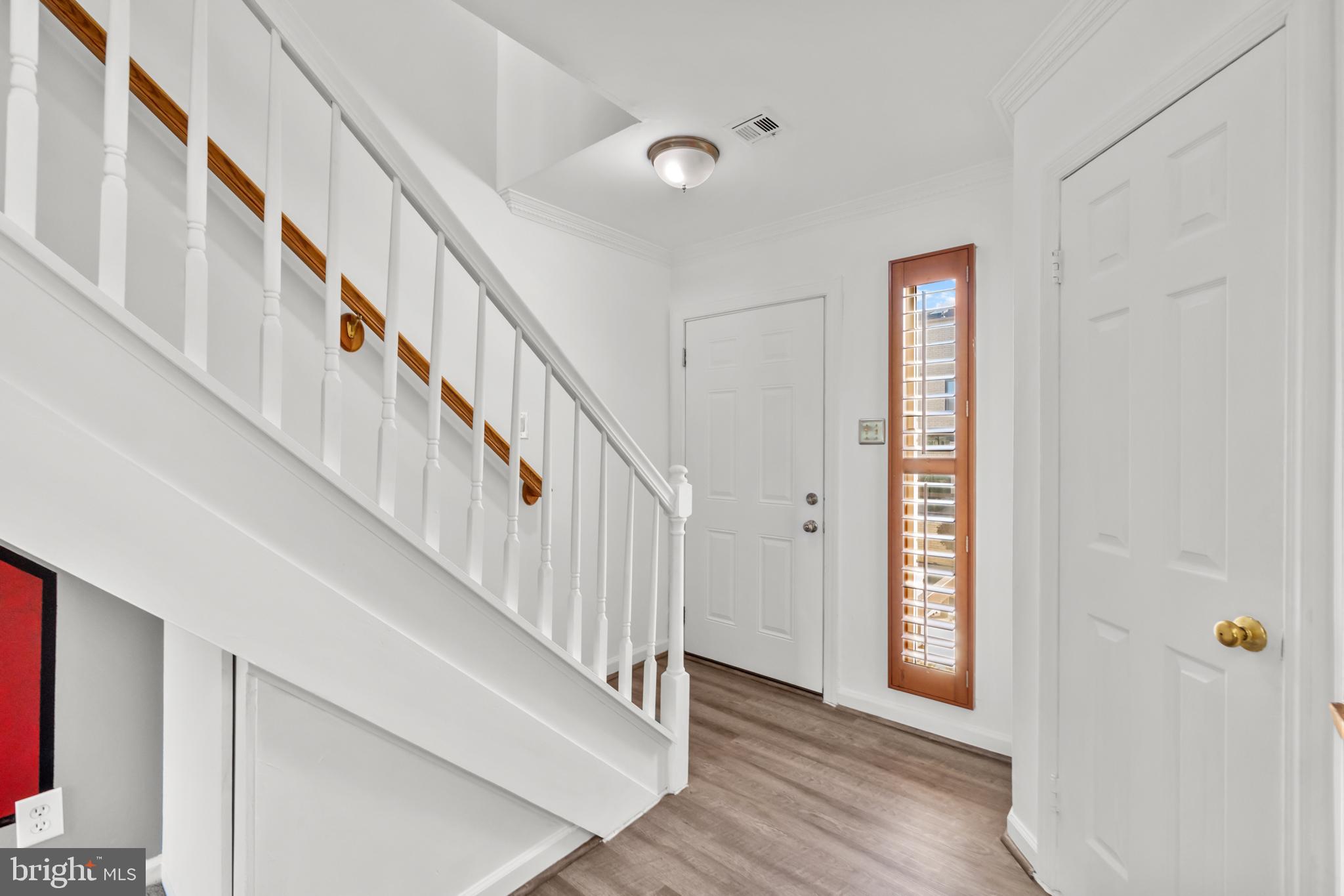 2811 31ST PLACE NE 2811