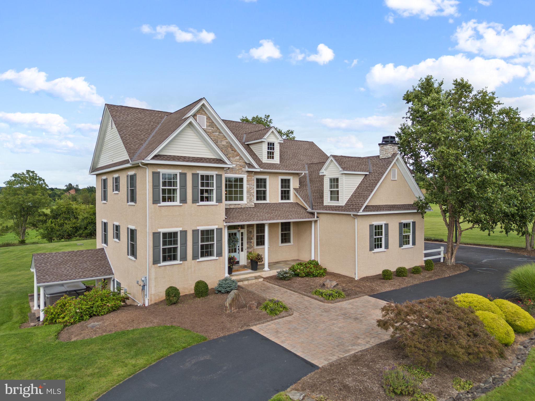 521 DEWAR DRIVE