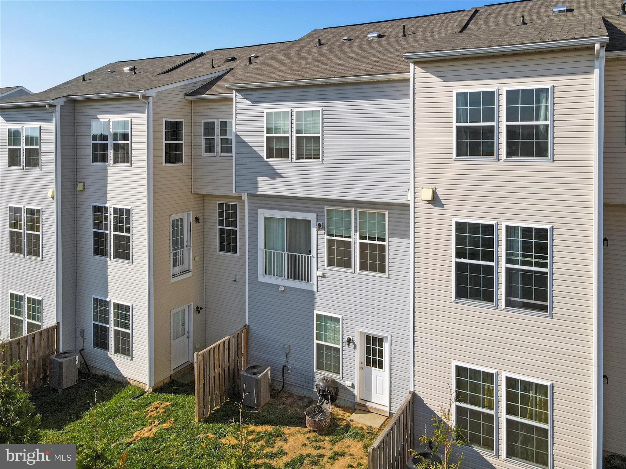 RIVERSIDE VILLAGES - Residential Lease