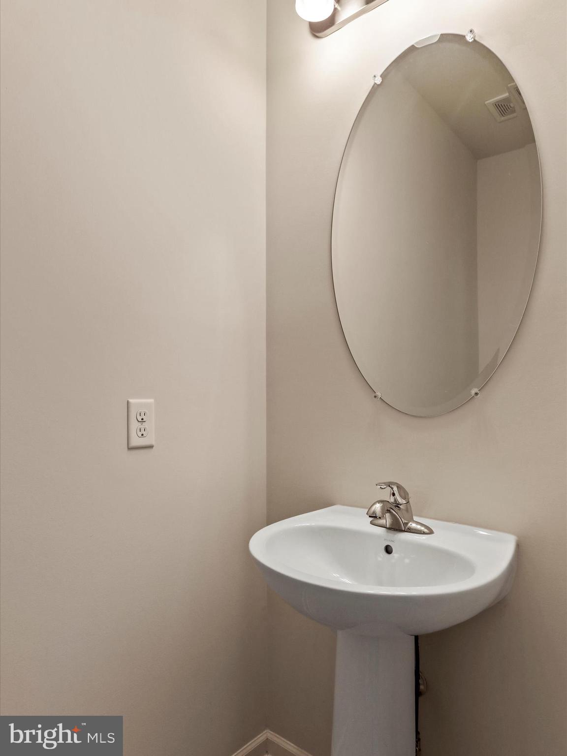 RIVERSIDE VILLAGES - Residential Lease