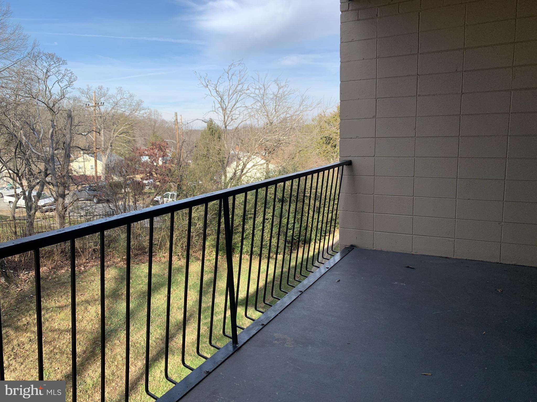 FRENCHMANS CREEK - Residential Lease