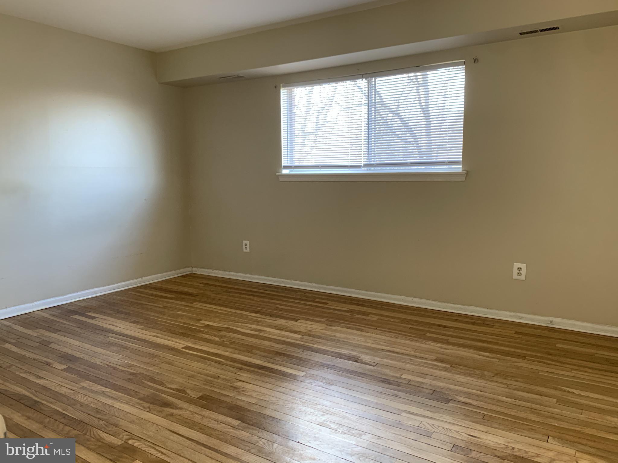 FRENCHMANS CREEK - Residential Lease