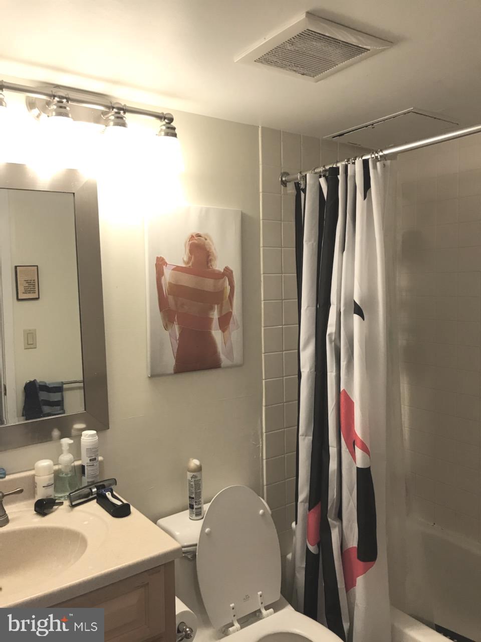 RITTENHOUSE SQUARE - Residential Lease