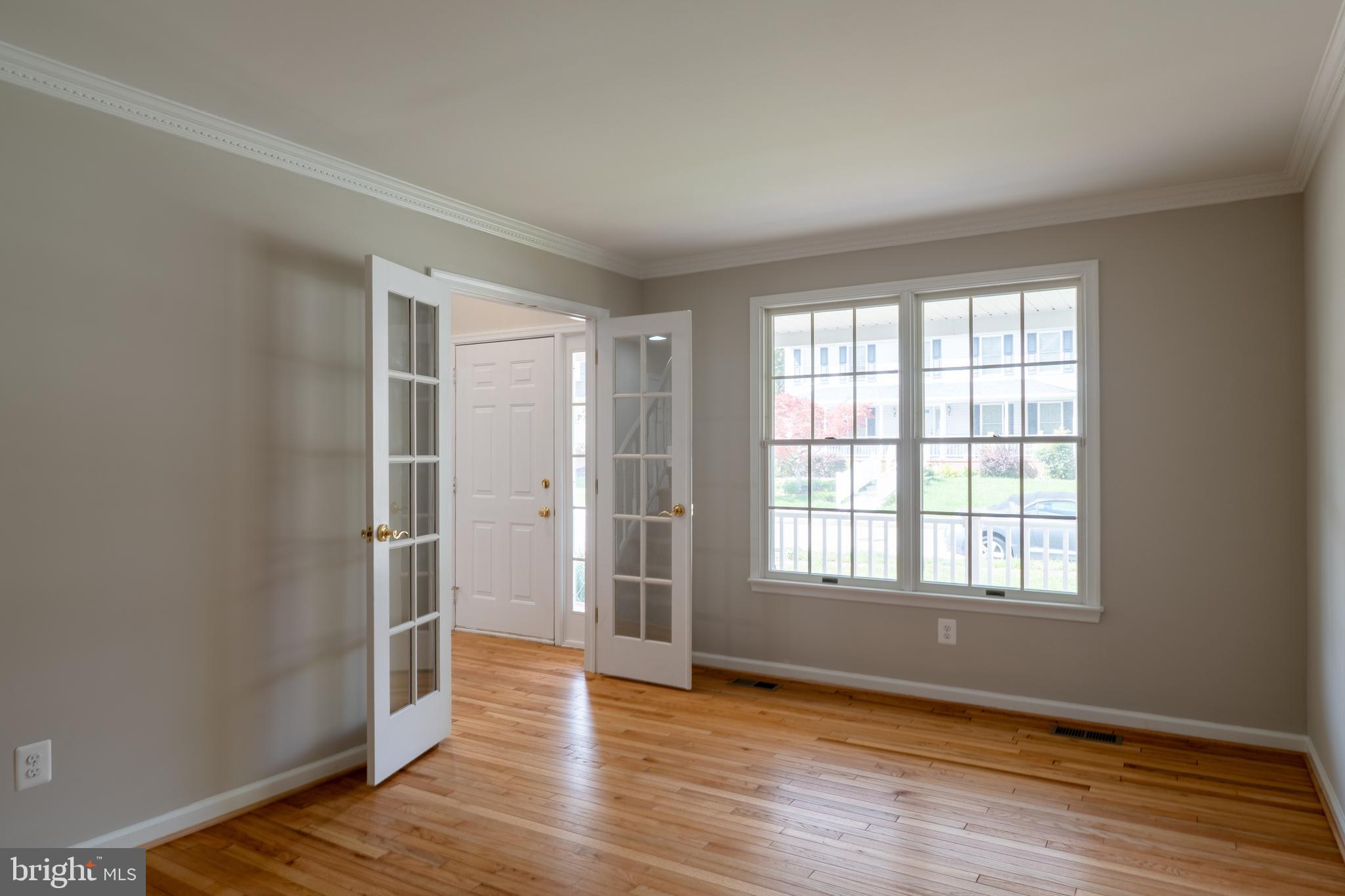 14 HINESLEIGH COURT