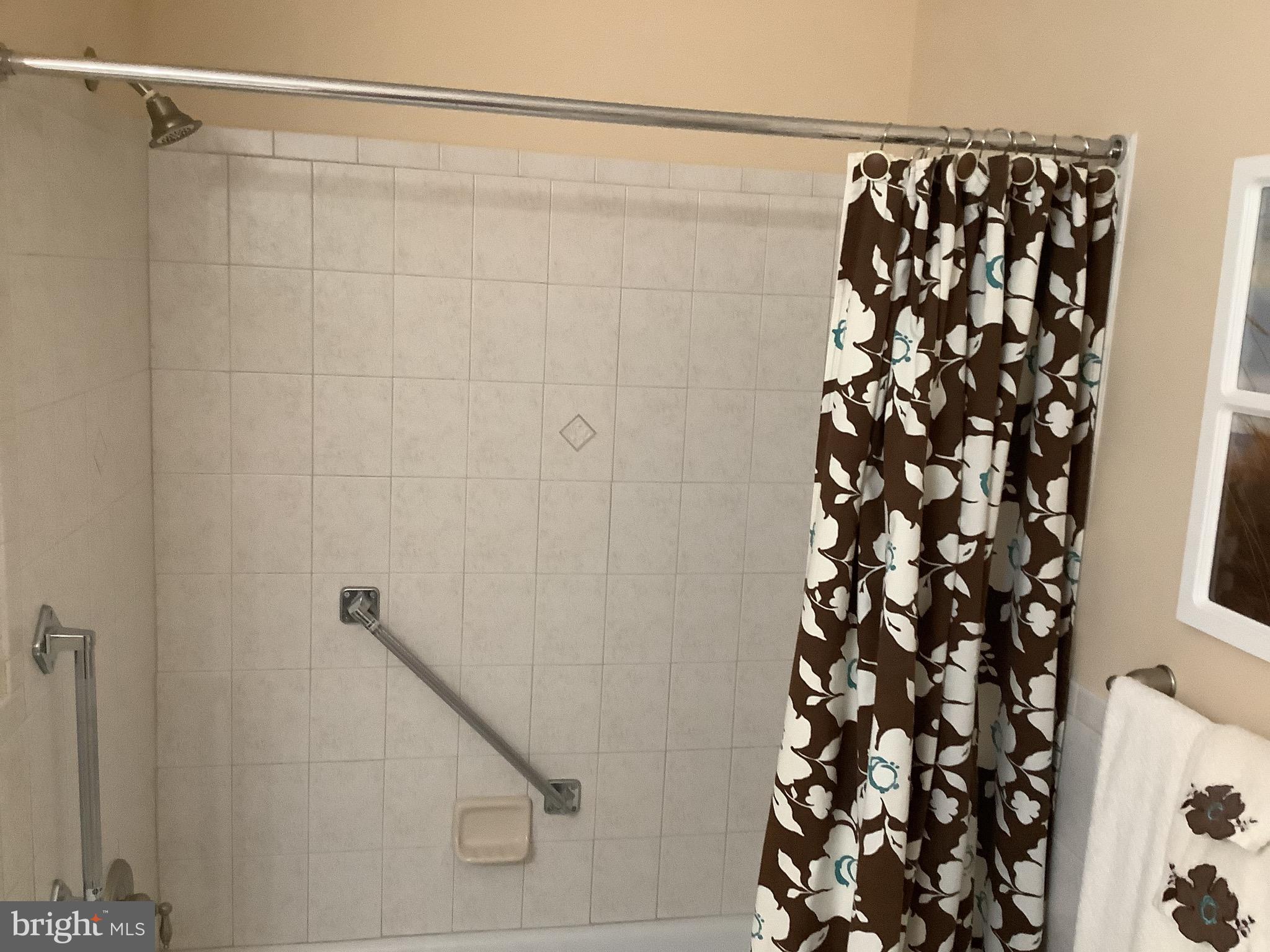 CREEK VIEW CROSSING - Residential