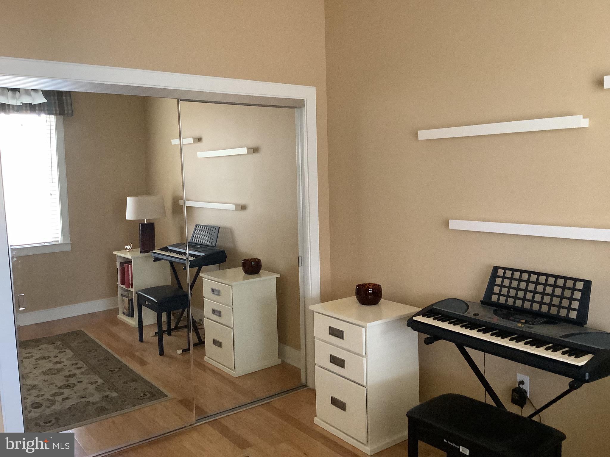 CREEK VIEW CROSSING - Residential