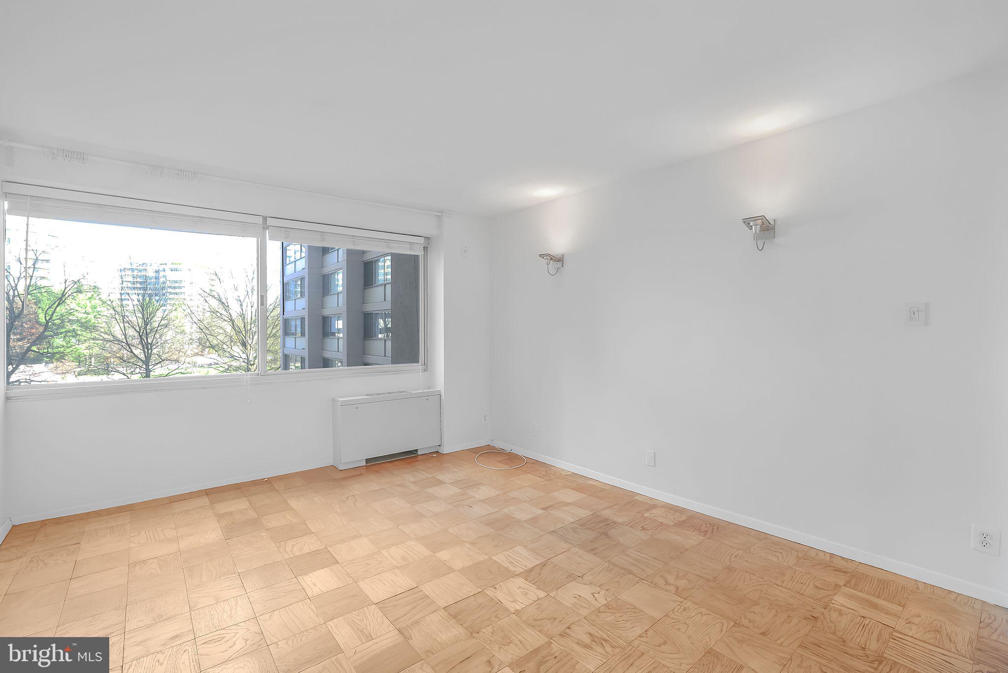 FRIENDSHIP HEIGHTS - Residential