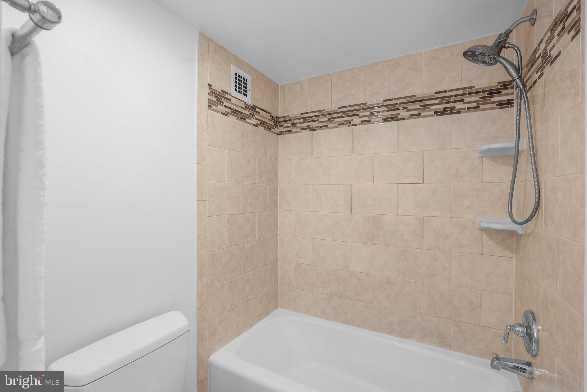 FRIENDSHIP HEIGHTS - Residential