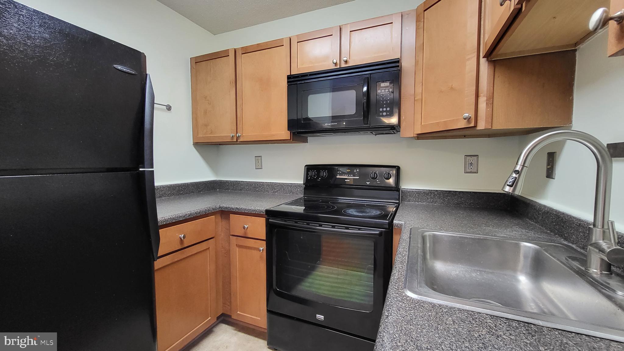 BRANDERMILL - Residential Lease