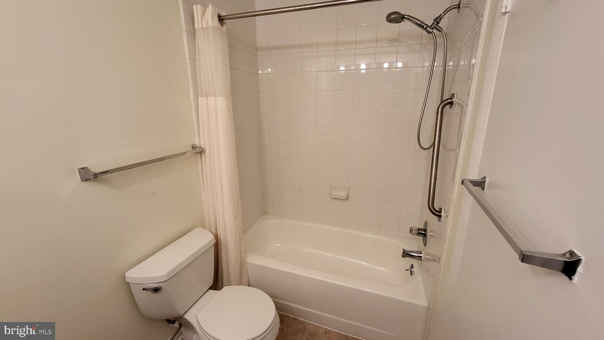 BRANDERMILL - Residential Lease