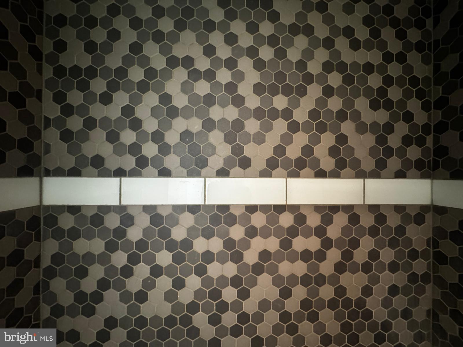 HUNTINGTON CLUB - Residential Lease