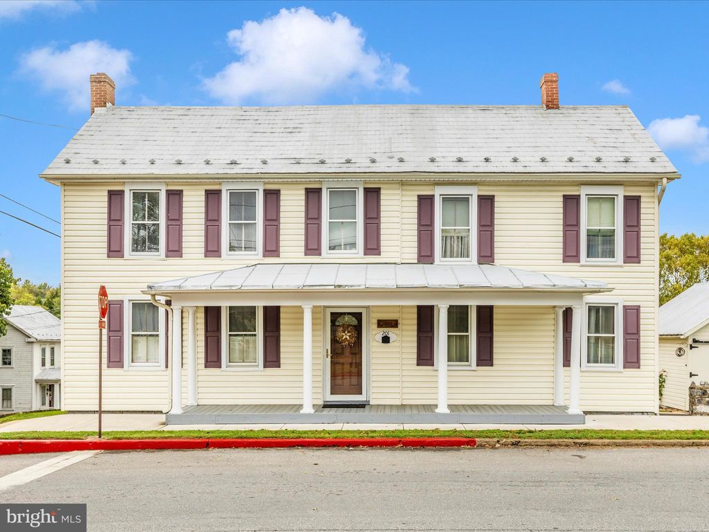 Photo of 201 S Mechanic Street, SHARPSBURG, MD 21782 (MLS # MDWA2032256)
