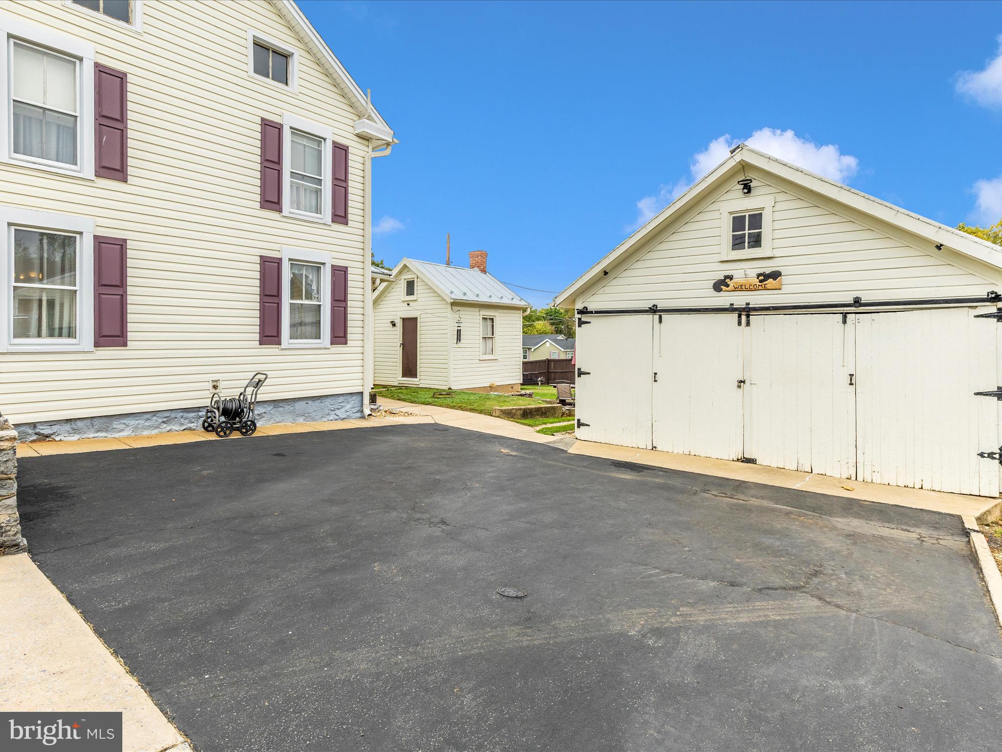 201 S MECHANIC STREET
