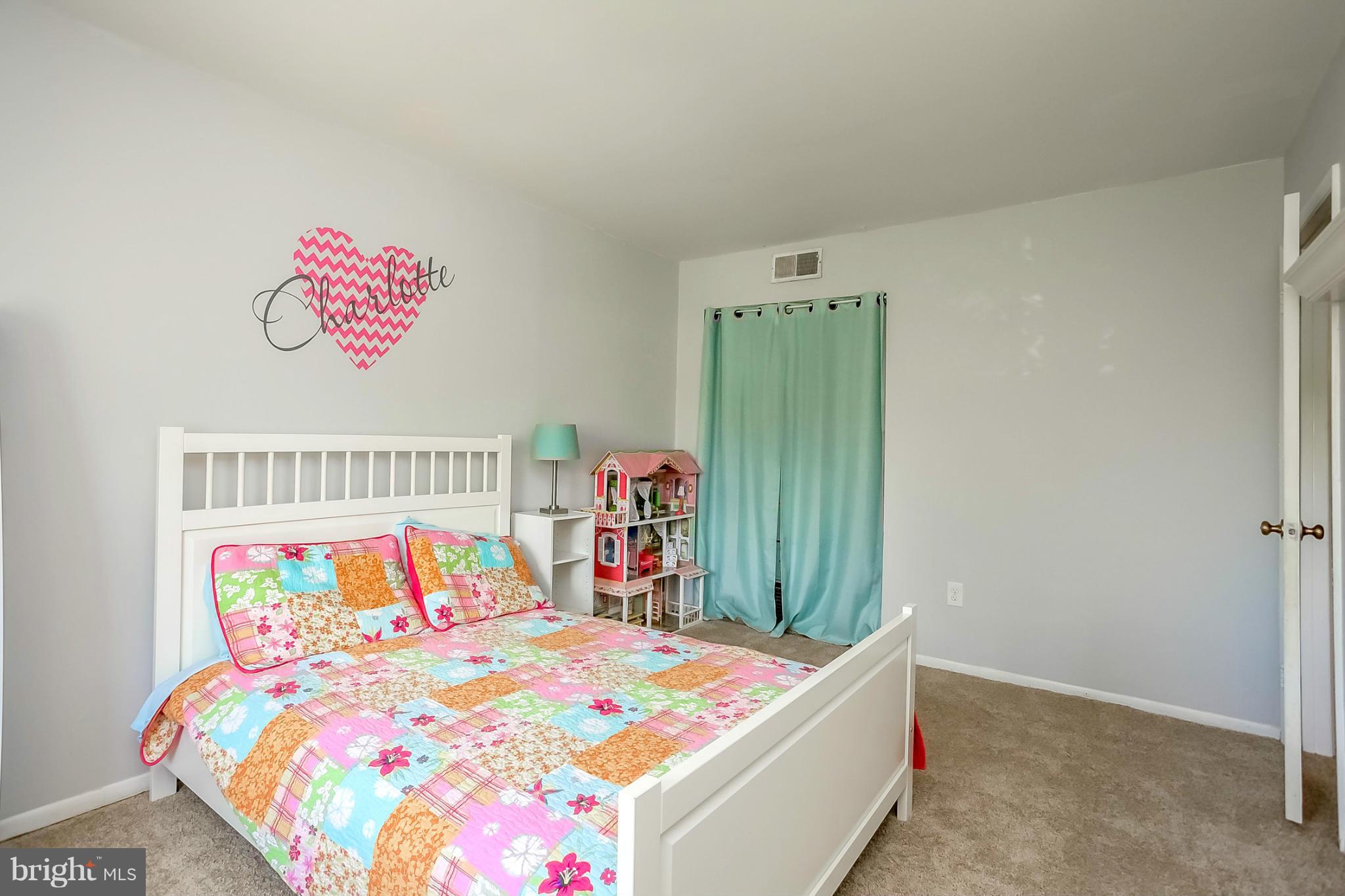 TOWN CENTER - Residential