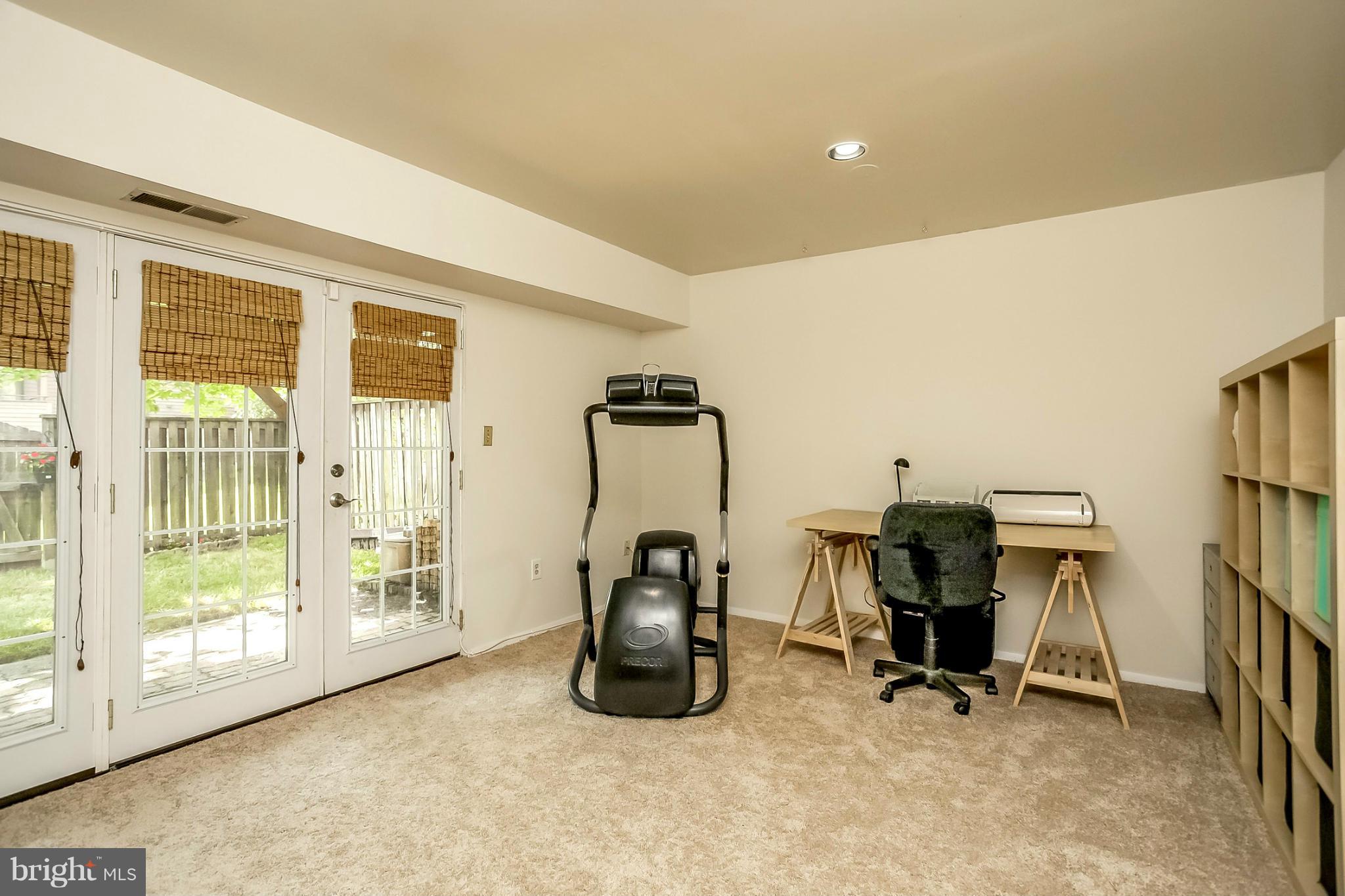 TOWN CENTER - Residential